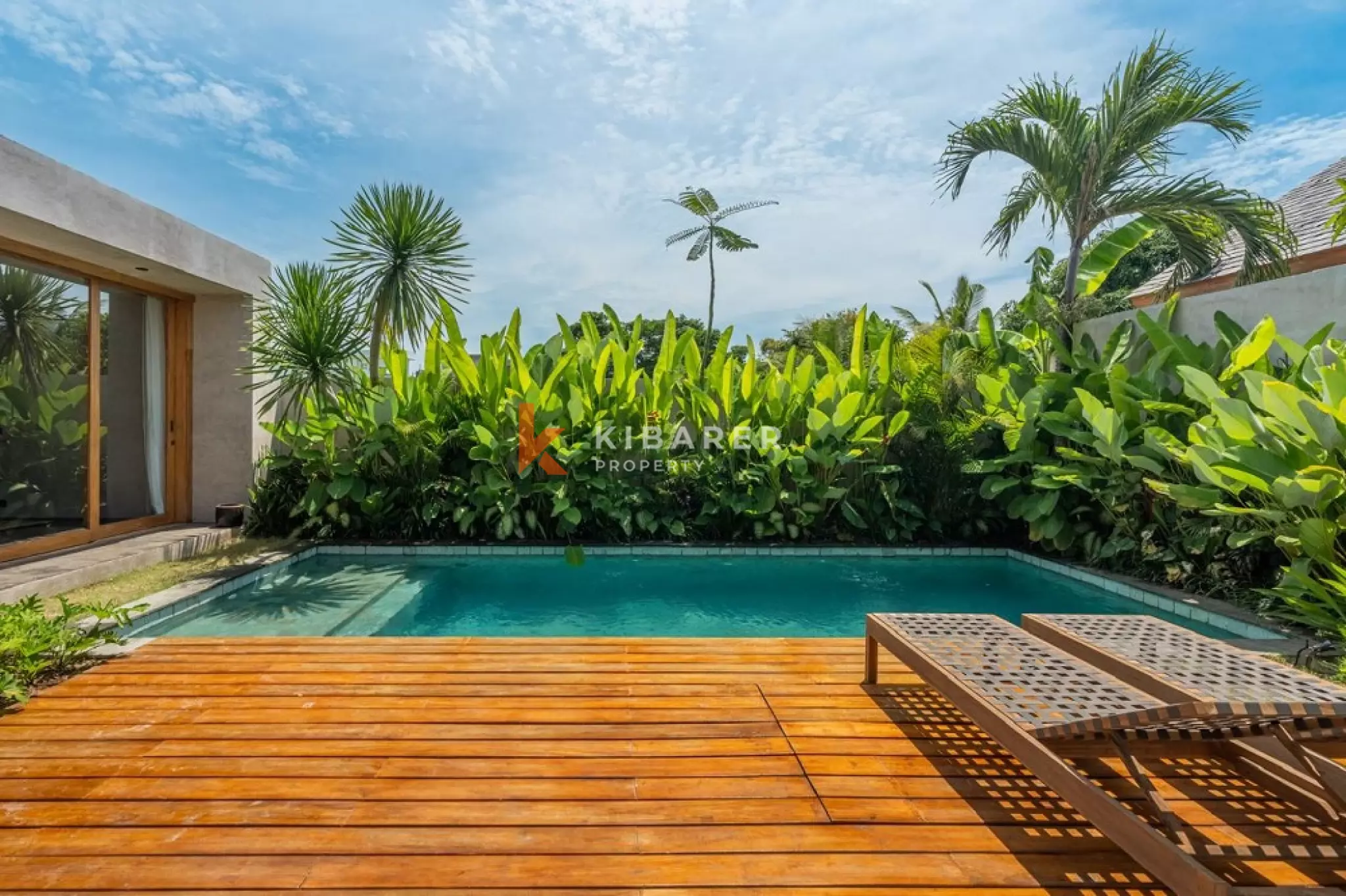Beachside Modern Two-Bedrooms Villa in Seseh