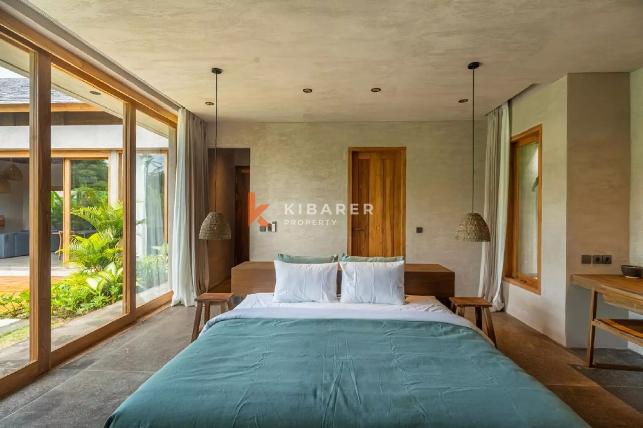 Beachside Modern Two-Bedrooms Villa in Seseh