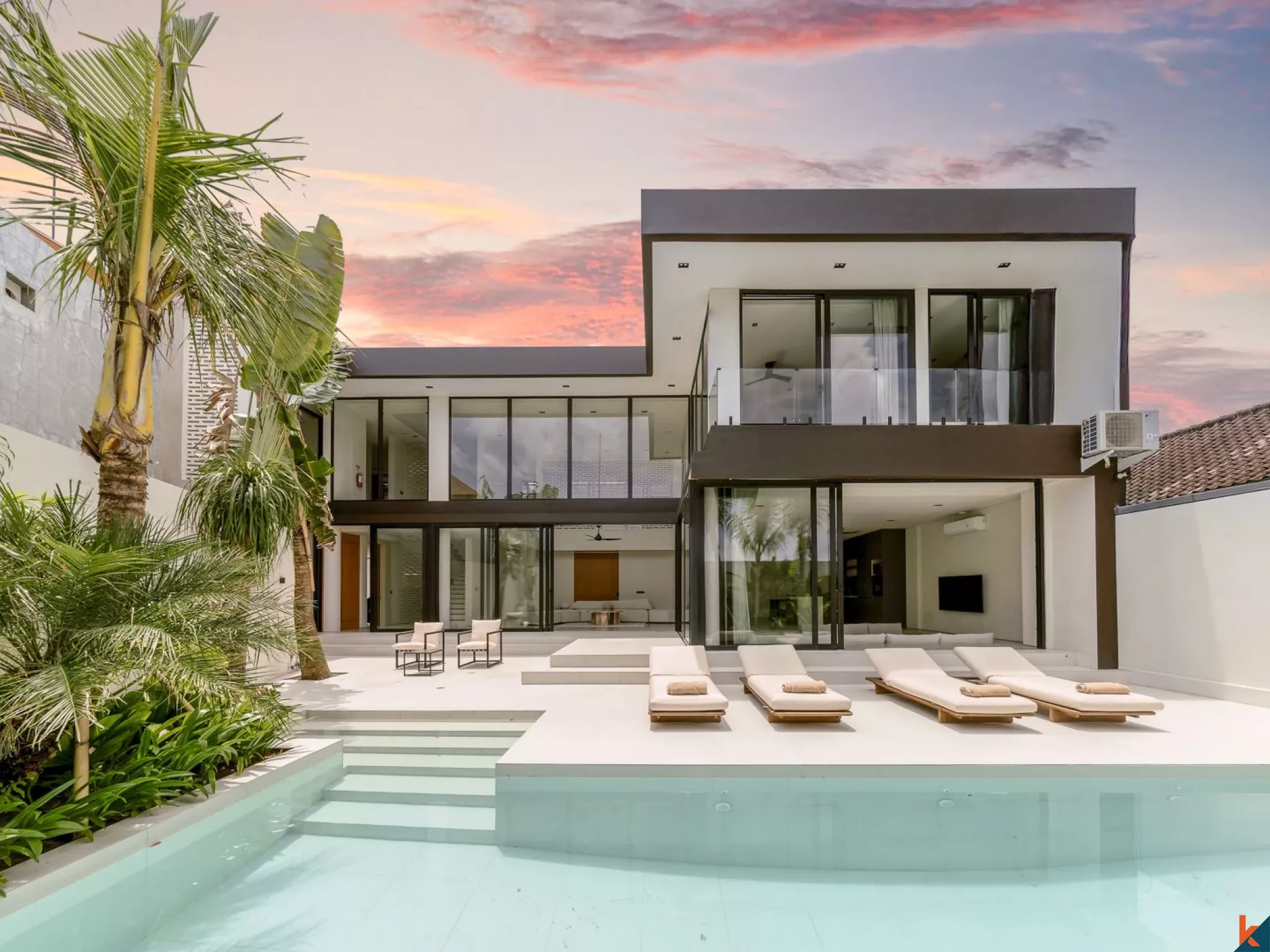 Luxury Modern Four Bedroom Leasehold Villa in Seminyak