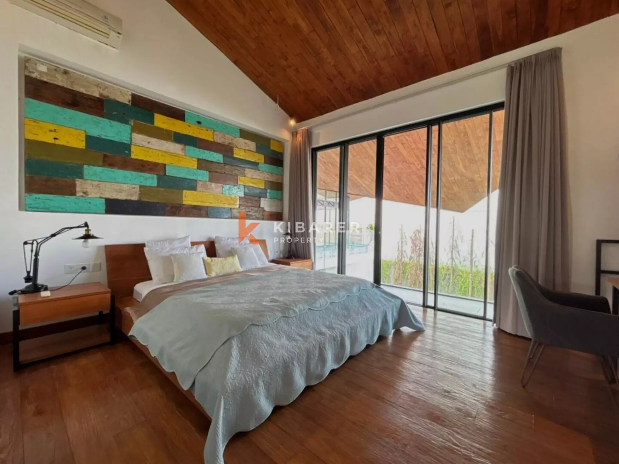Modern Elegant Three Bedroom Villa with Mezzanine Retreat Overlooking Rice Fields in Cemagi