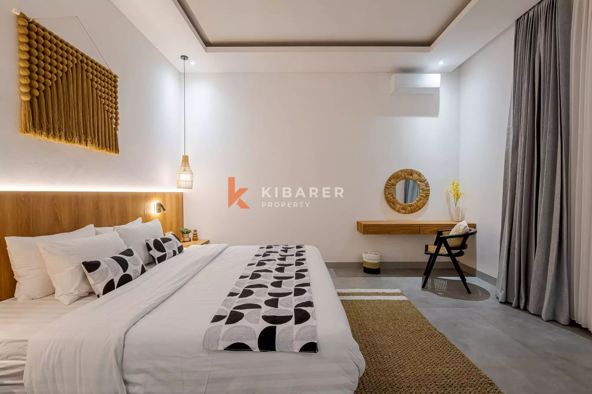 Villa Tiga Kamar Tidur Modern dan Segar di Jantung Canggu