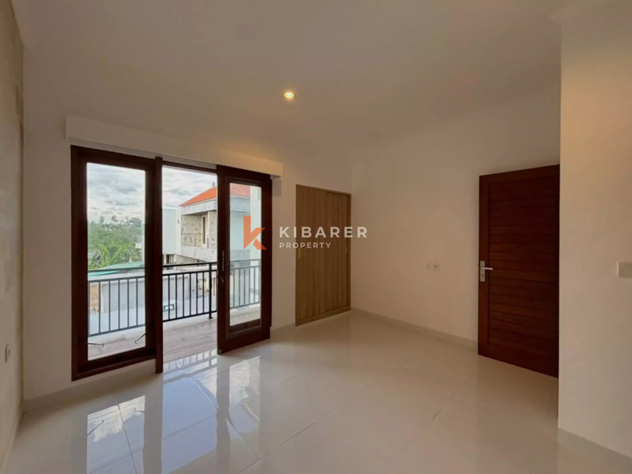 Villa abordable de 3 chambres non meublée à Kerobokan