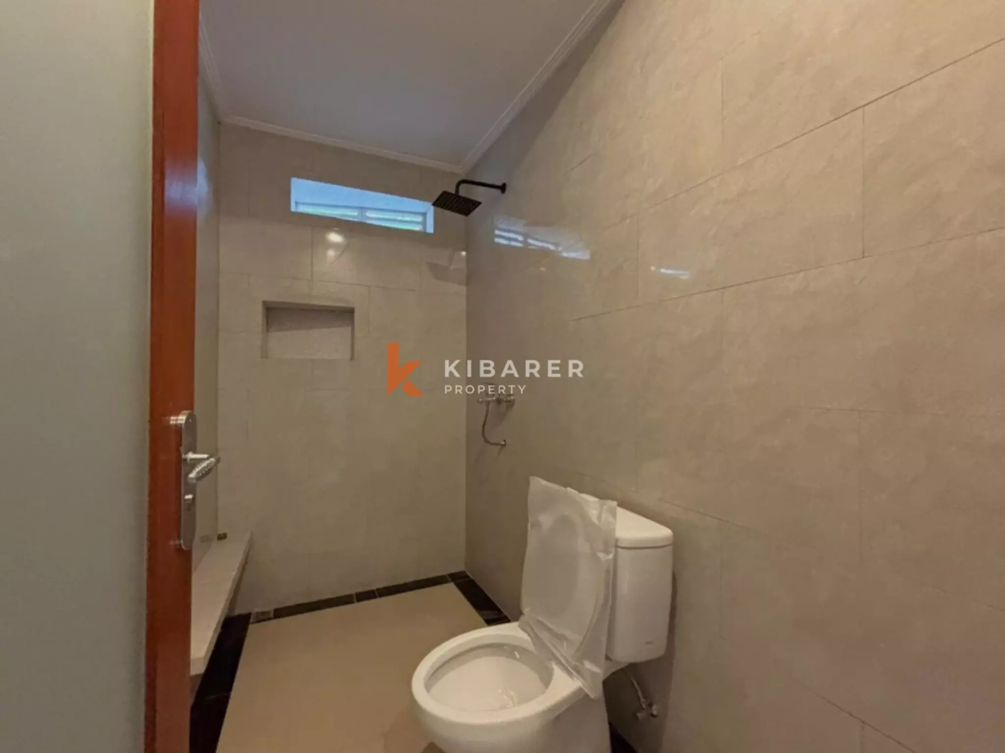 Villa abordable de 3 chambres non meublée à Kerobokan