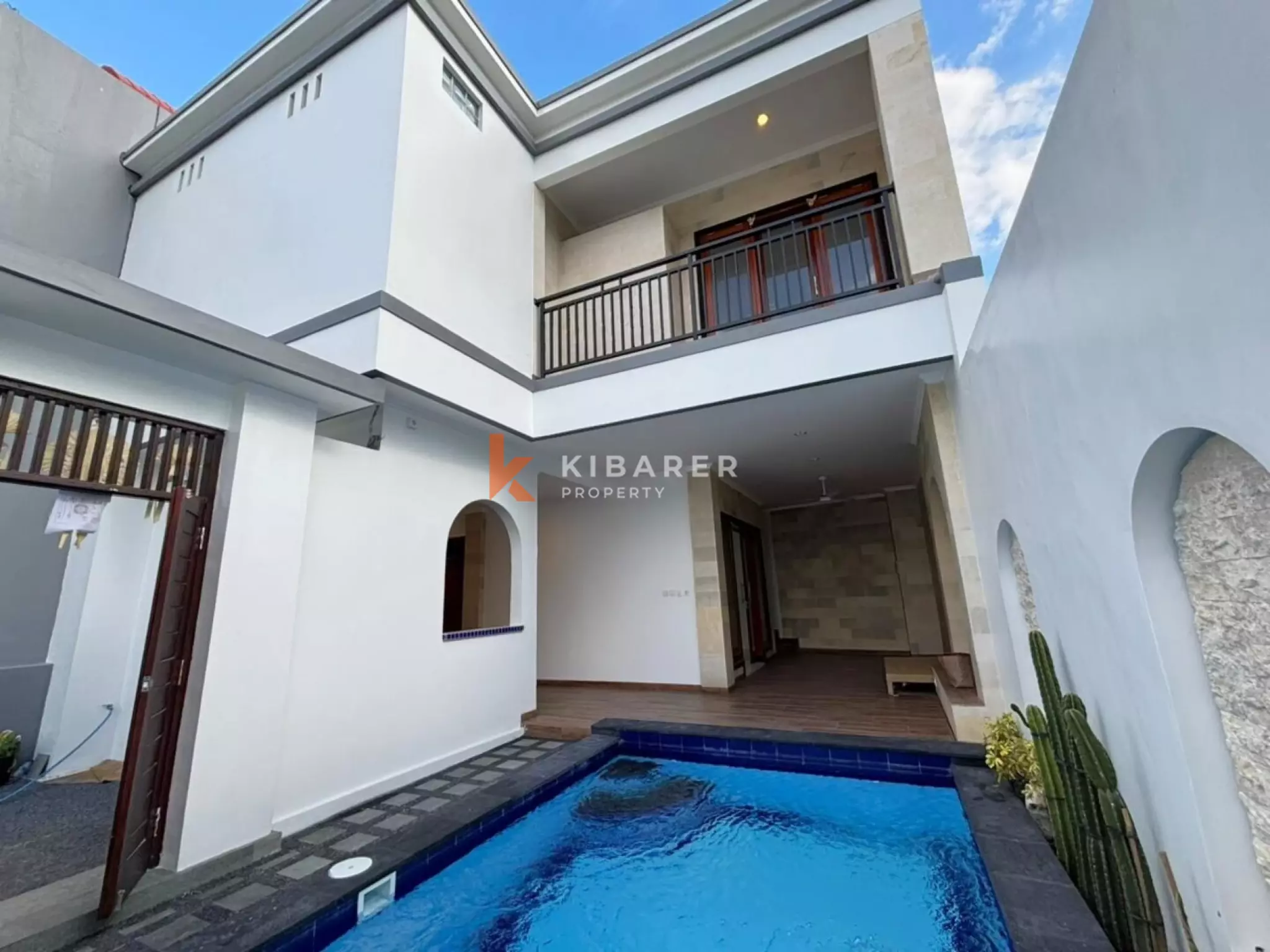 Villa abordable de 3 chambres non meublée à Kerobokan