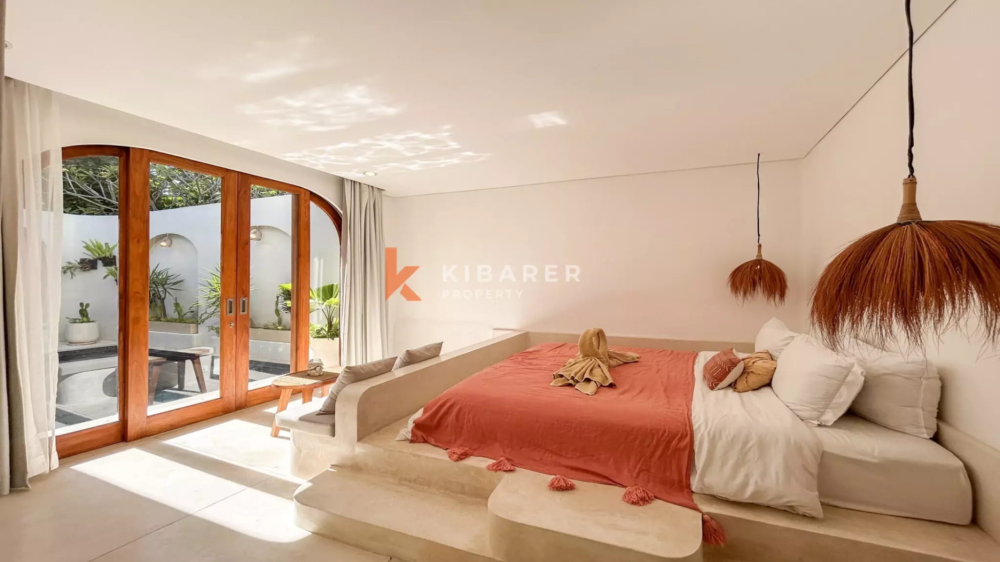 Mediterranean-Style Two-Bedroom Villa with Rooftop and Pool in Canggu