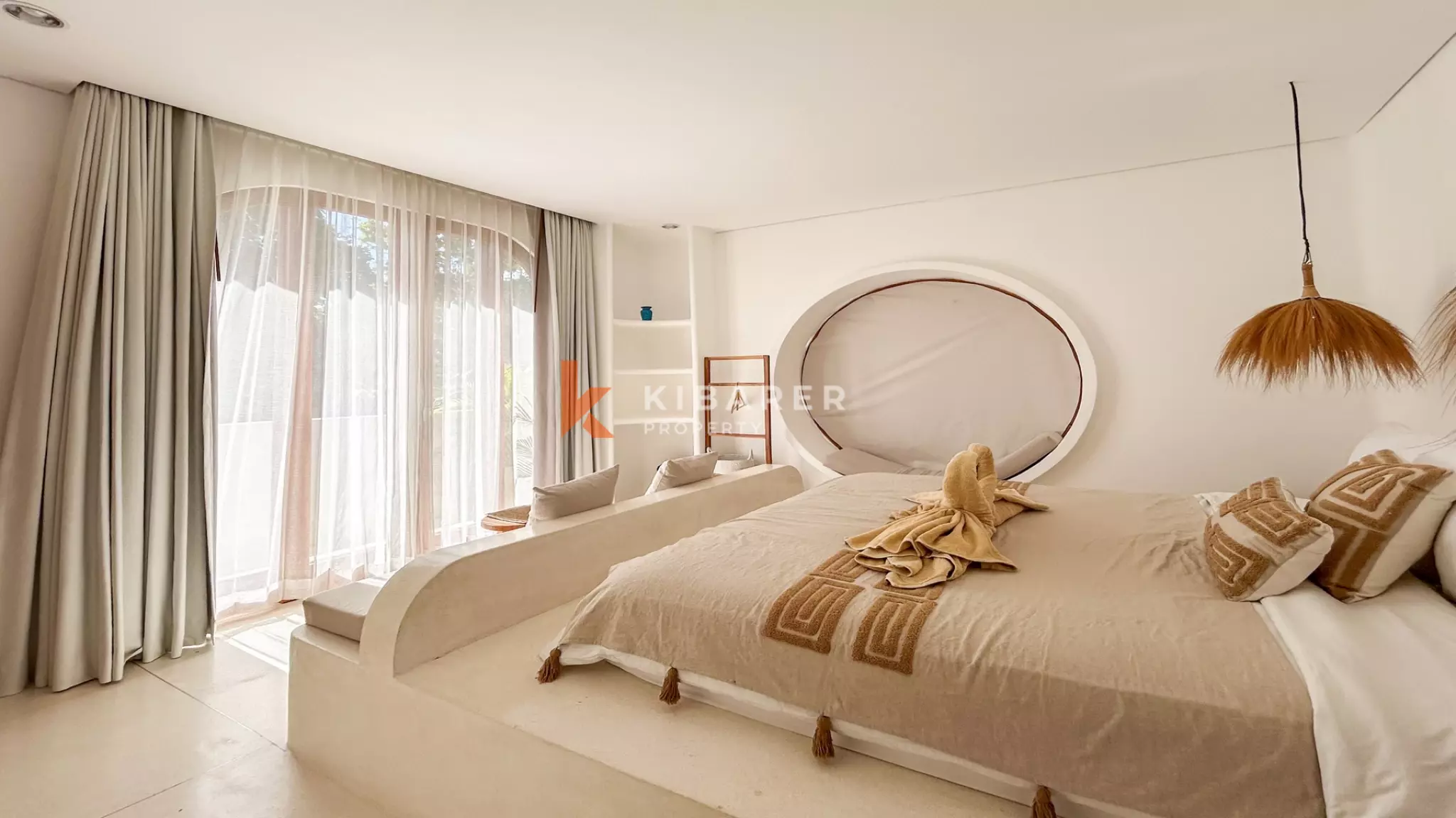 Mediterranean-Style Two-Bedroom Villa with Rooftop and Pool in Canggu