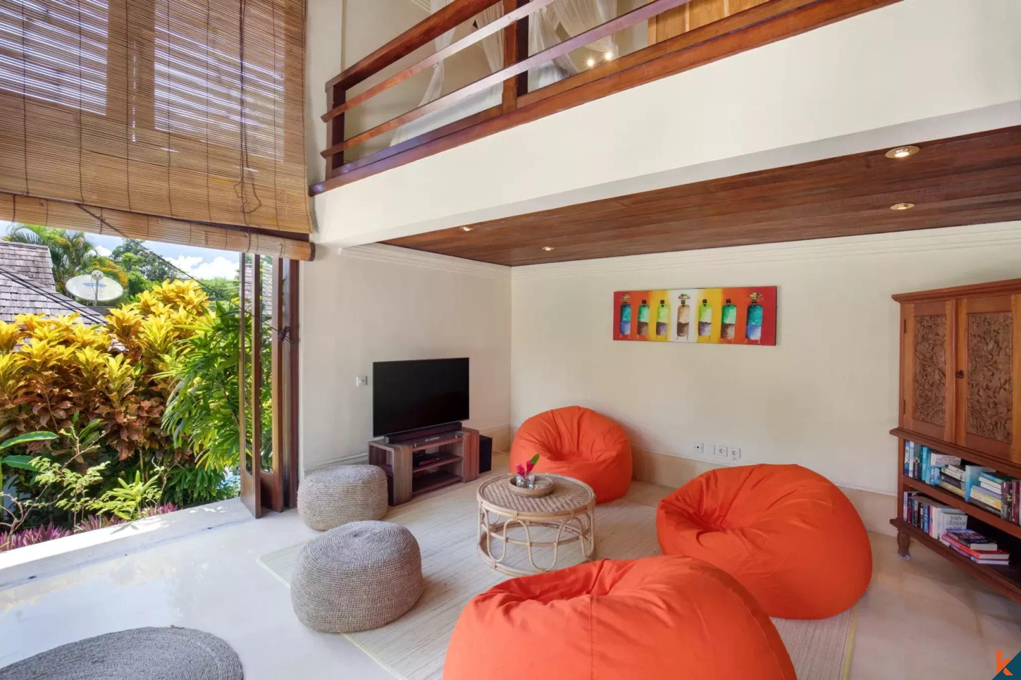 Gorgeous Four Bedroom Freehold Real Estate with Traditional Influences in Pererenan