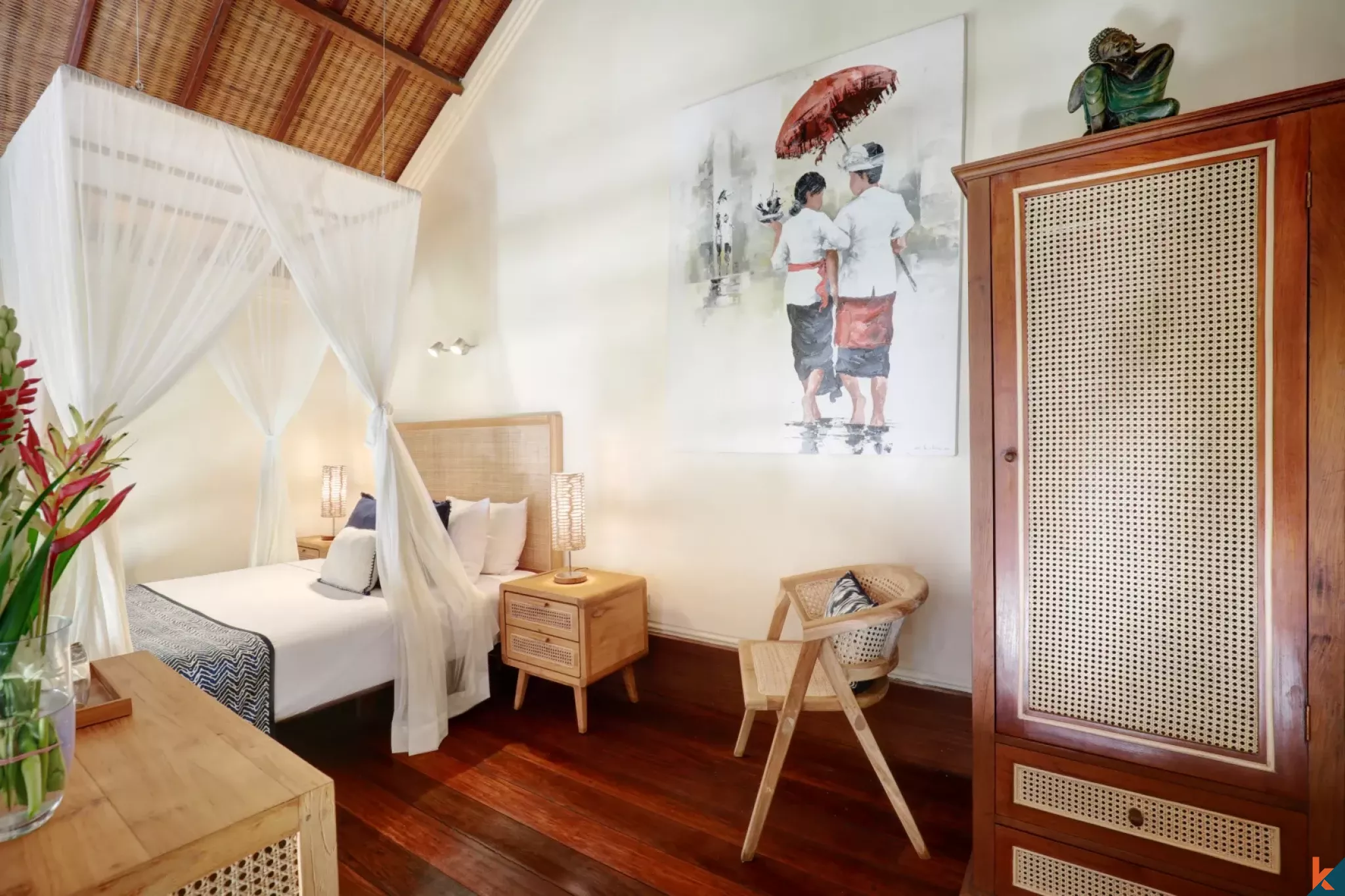 Gorgeous Four Bedroom Freehold Real Estate with Traditional Influences in Pererenan