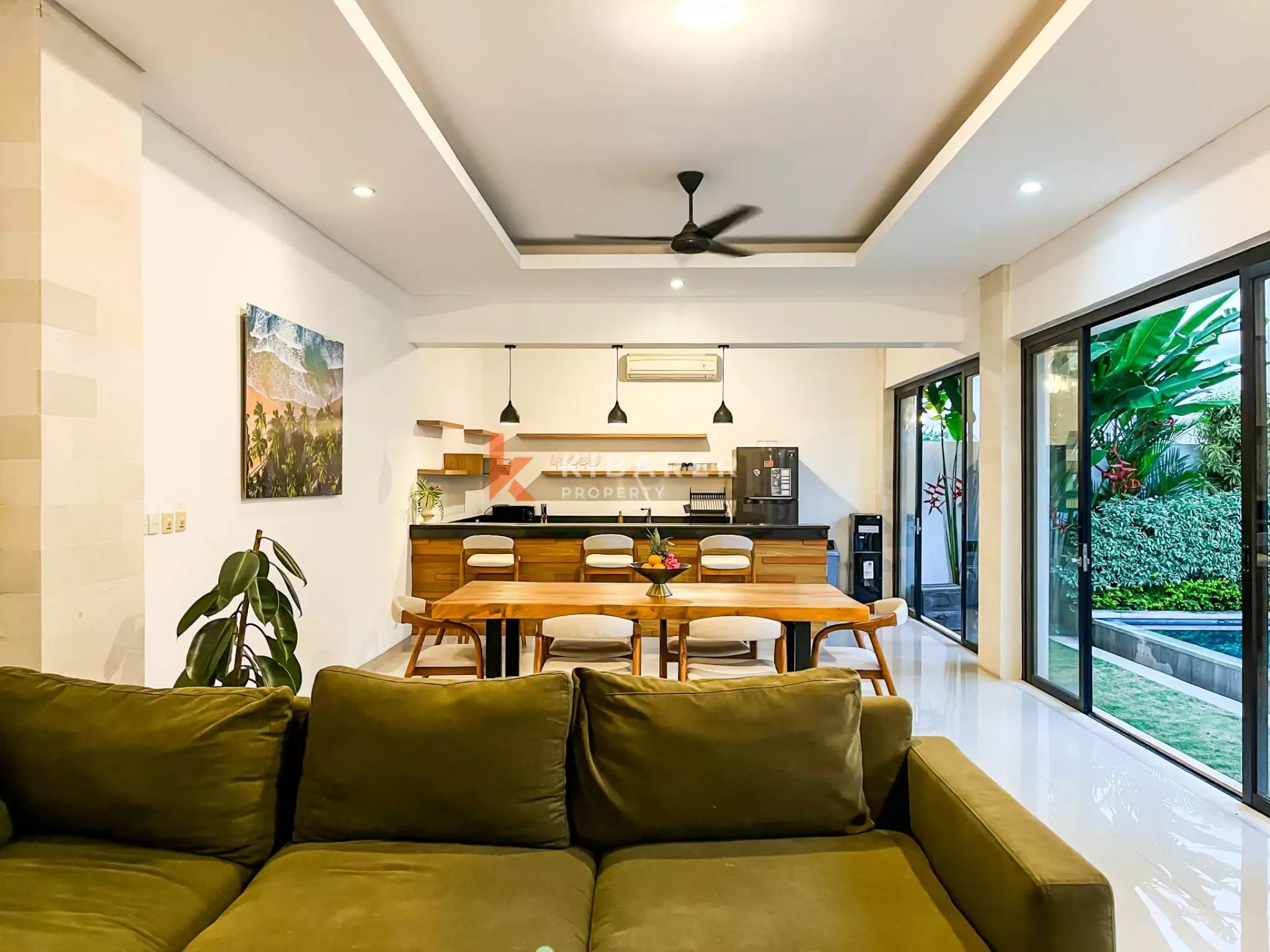 Villa confortable de trois chambres près de la plage de Berawa