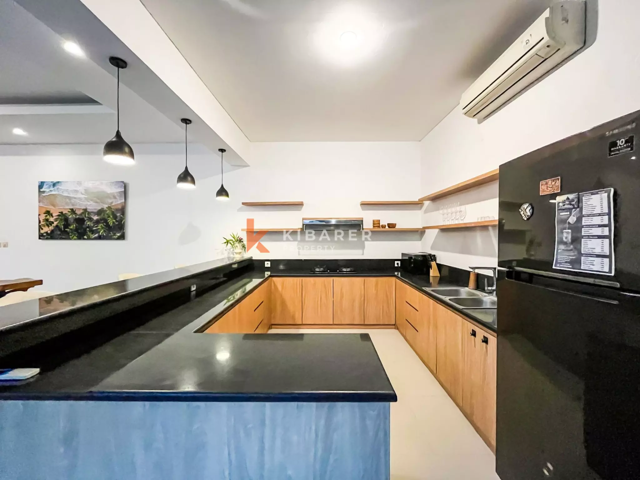 Villa confortable de trois chambres près de la plage de Berawa
