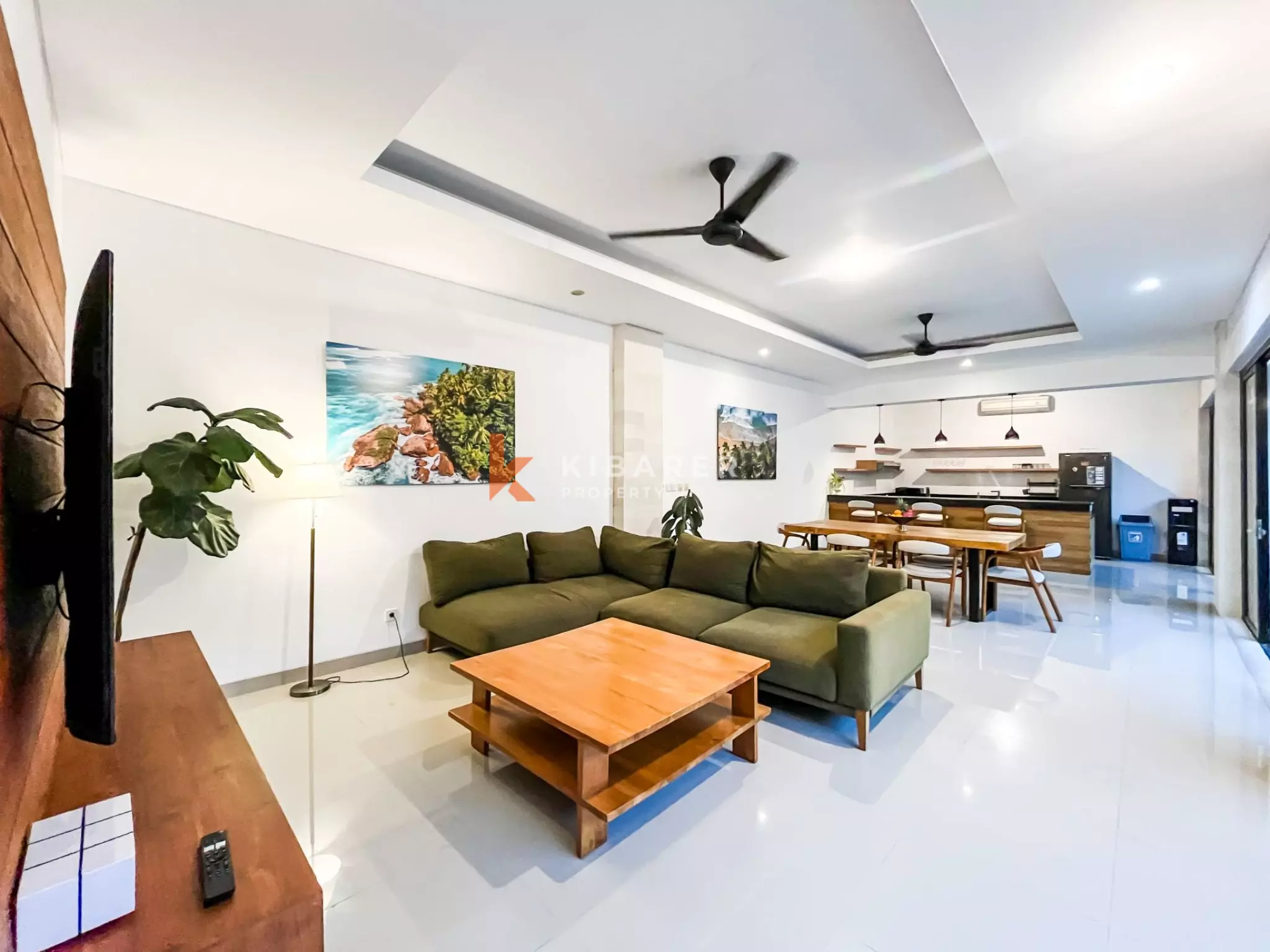 Villa confortable de trois chambres près de la plage de Berawa