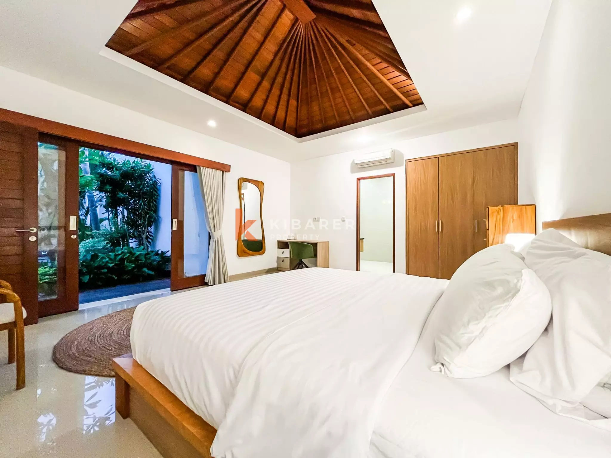Villa confortable de trois chambres près de la plage de Berawa