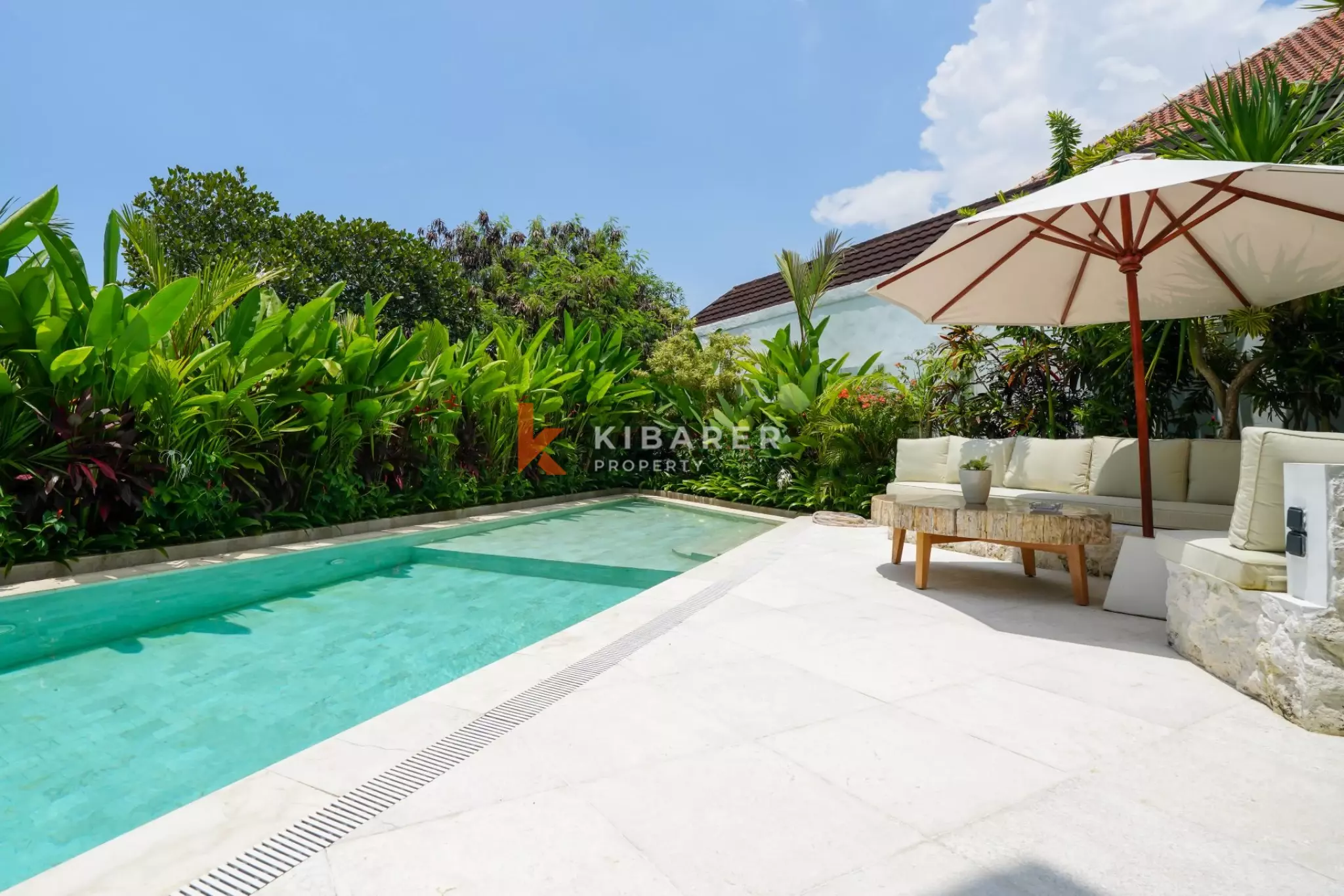 Luxe Four Bedroom Villa with Scenic Rooftop in Canggu (Minimum 3 Months)