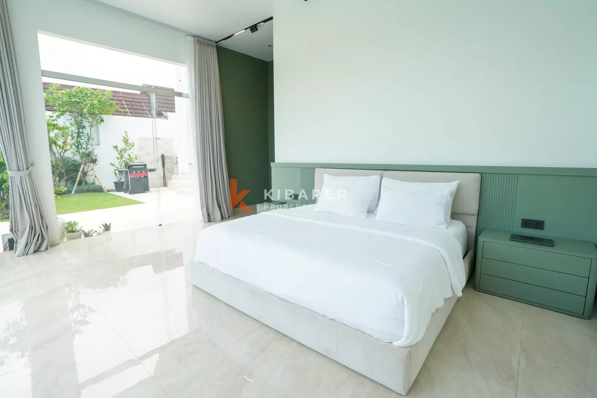 Luxe Four Bedroom Villa with Scenic Rooftop in Canggu (Minimum 3 Months)