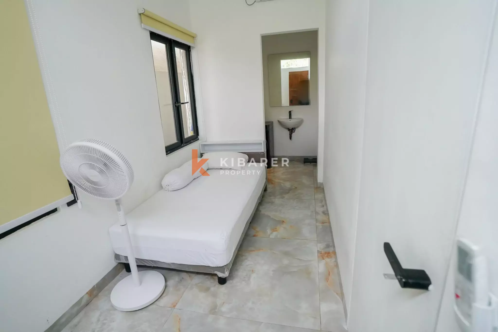 Luxe Four Bedroom Villa with Scenic Rooftop in Canggu (Minimum 3 Months)