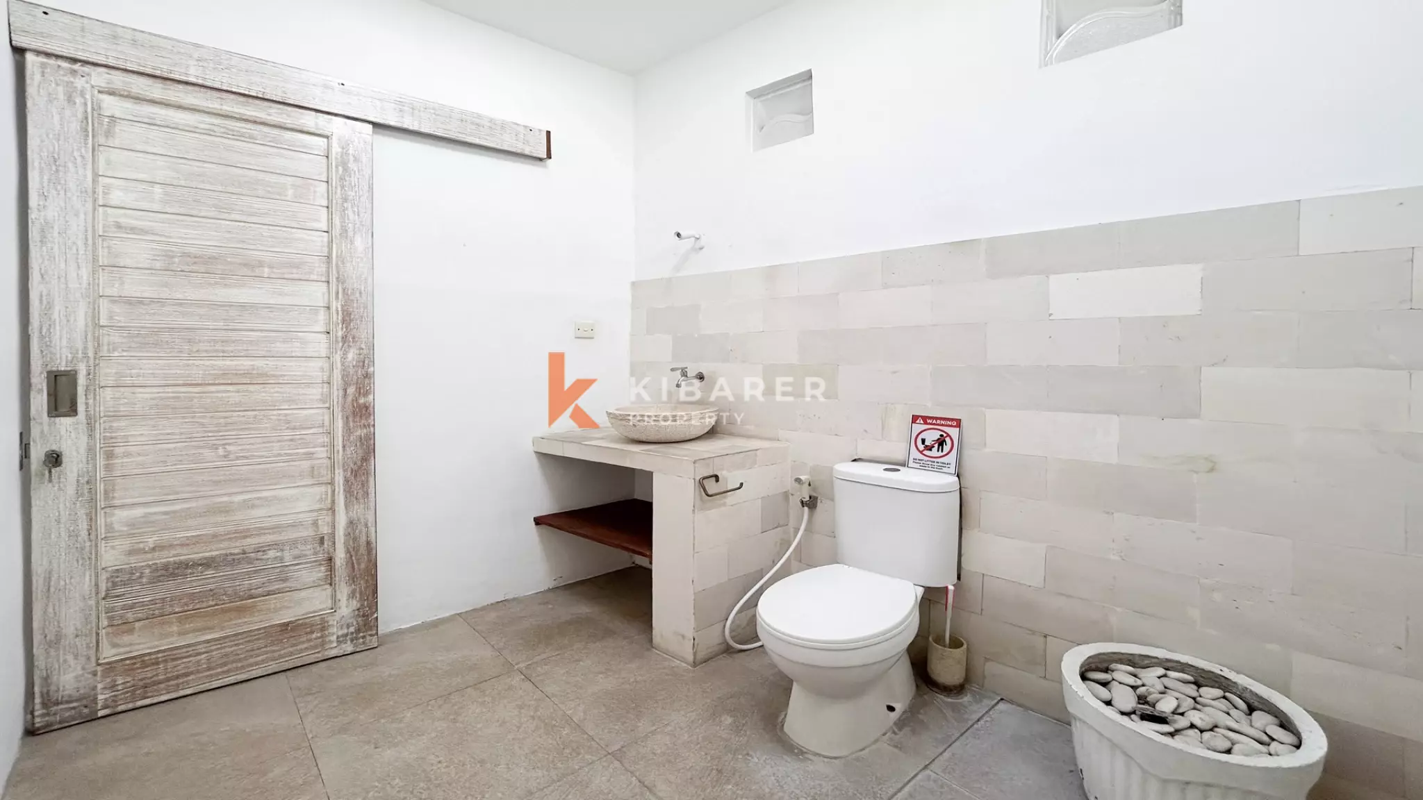 Inviting Two-Bedroom Semi Furnished Villa with Enclosed Living in Tumbak Bayuh