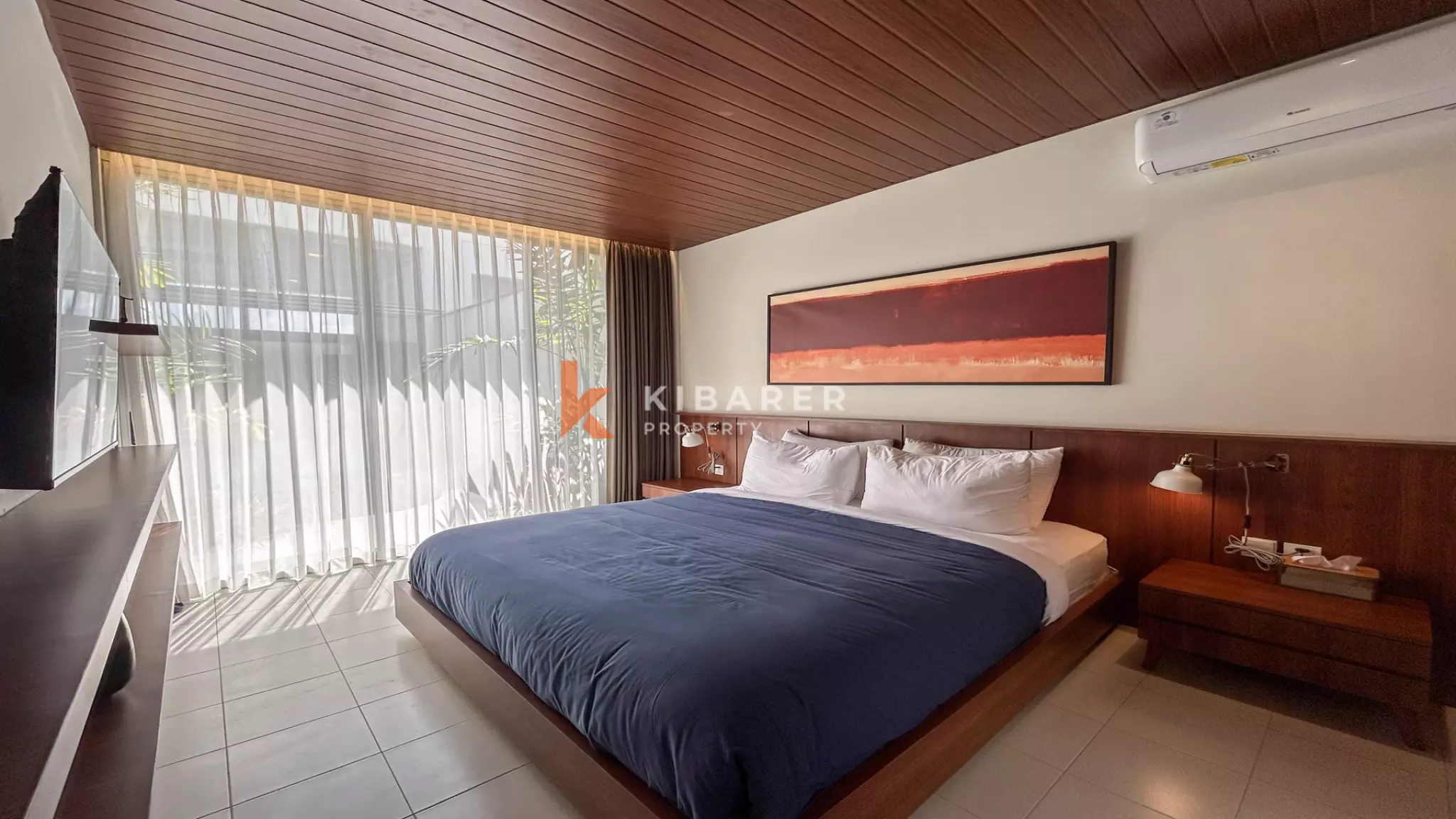 Modern Minimalist Villa with Private Pool and Open Living Spaces in Canggu