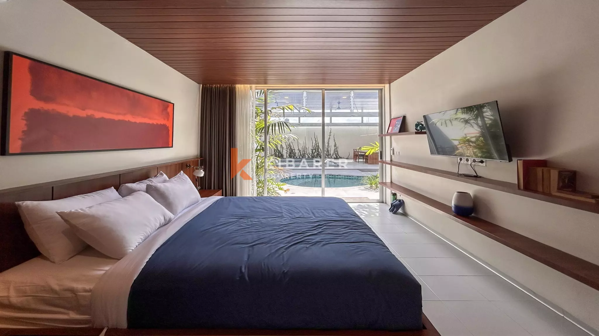 Modern Minimalist Villa with Private Pool and Open Living Spaces in Canggu