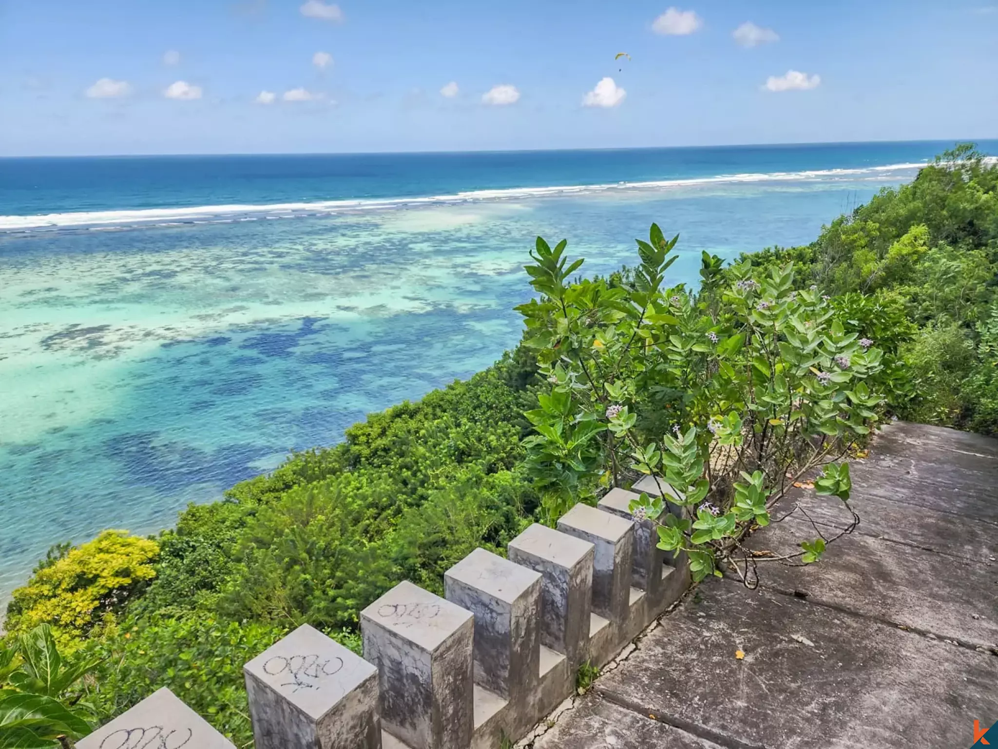 Terrain en pleine propriété en bord de mer avec vue imprenable à Pandawa - Nusa Dua