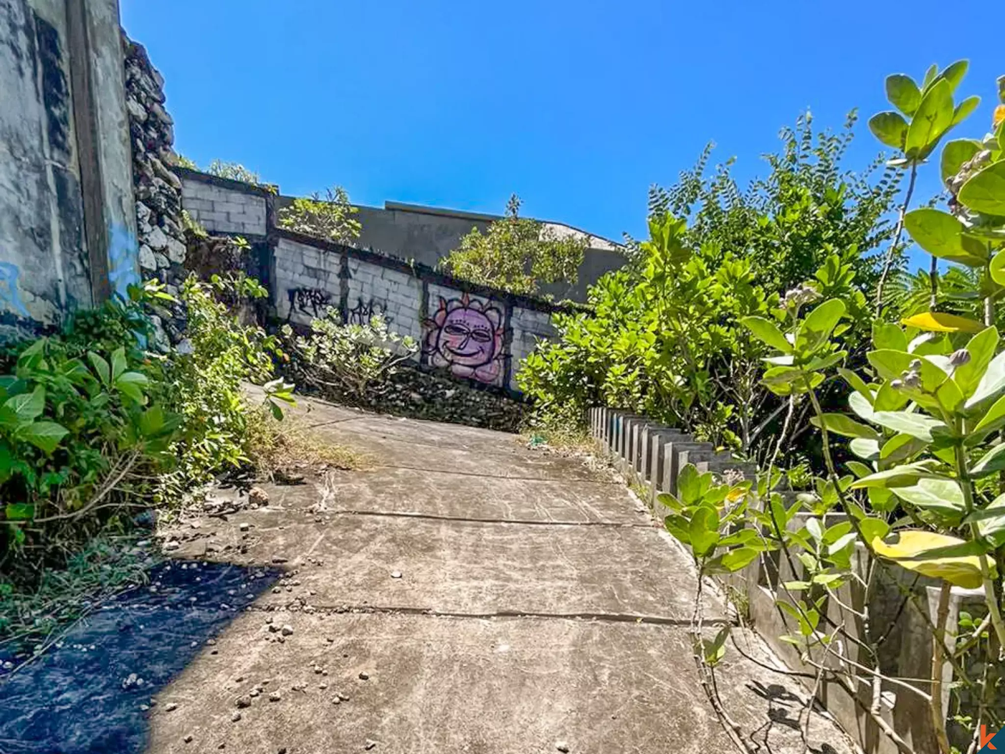Terrain en pleine propriété en bord de mer avec vue imprenable à Pandawa - Nusa Dua