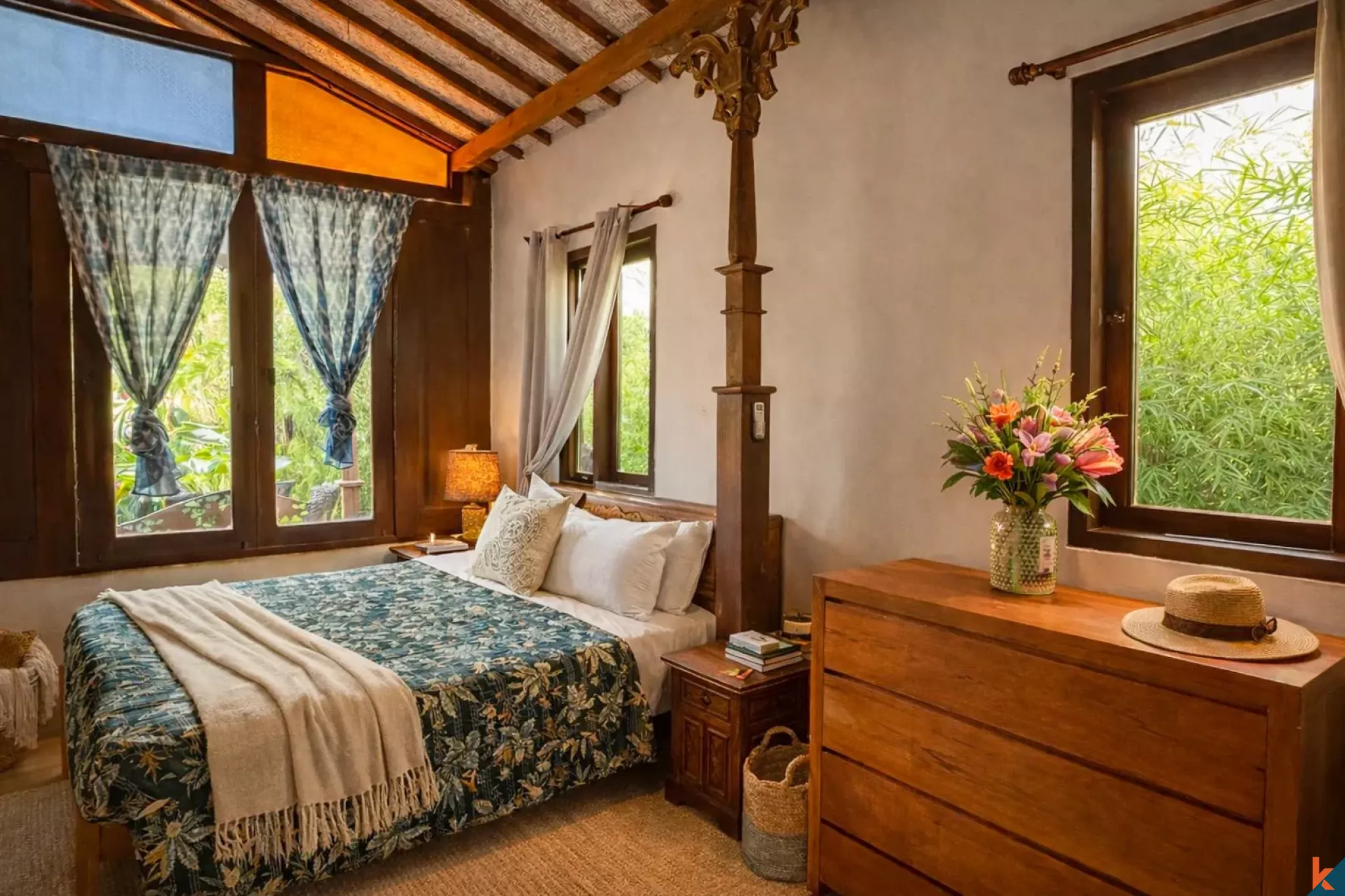 Fabulous Five Bedroom Joglo Style Leasehold Estate in Babakan