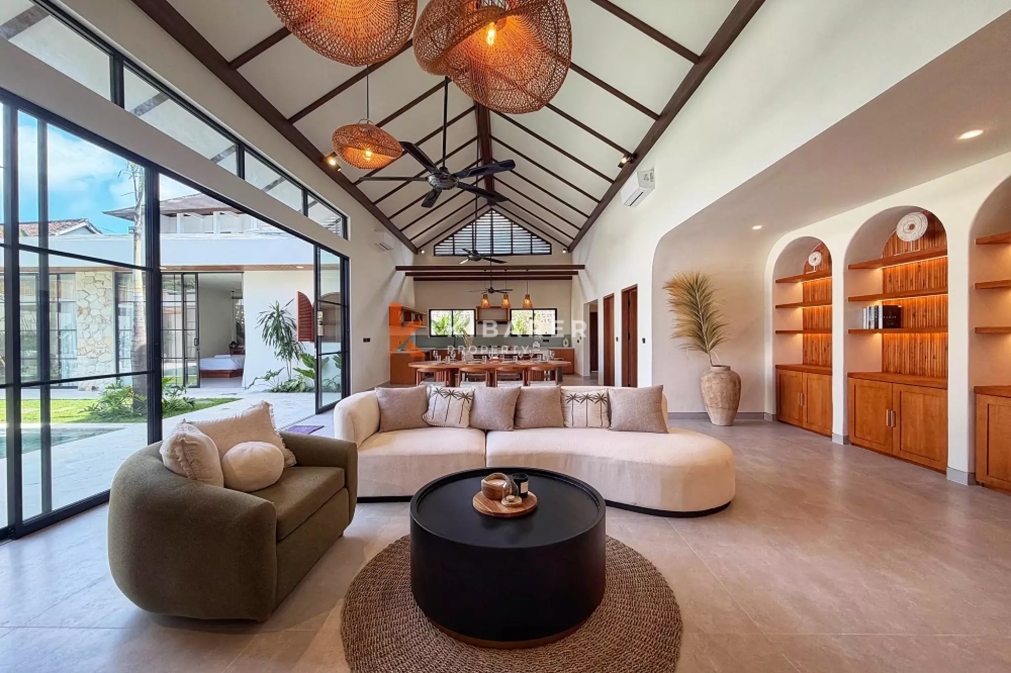 Rare Single-Level Four-Bedrooms Luxury Villa in Side Canggu (AVAILABLE MID FEB 2026)