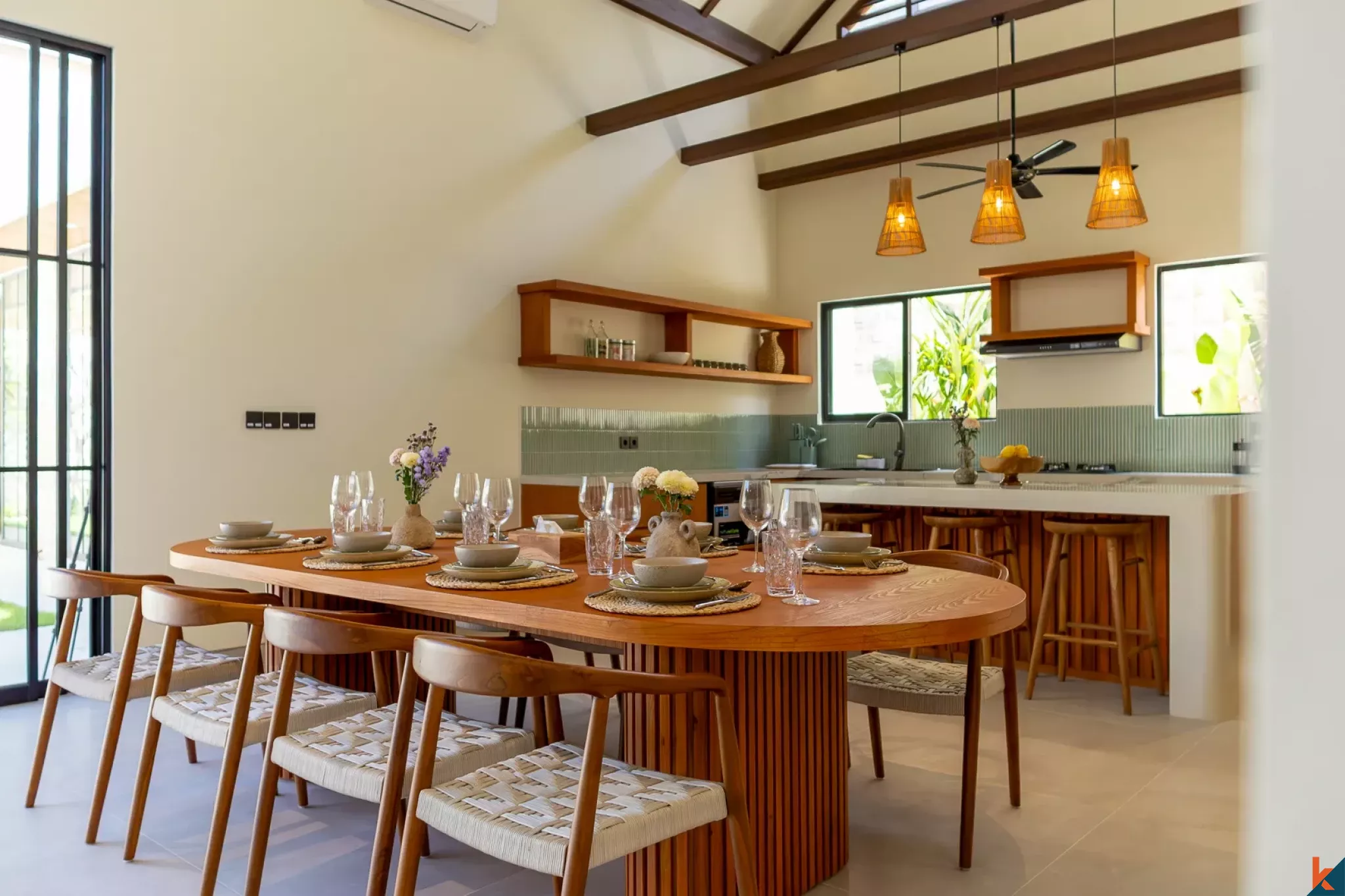 Brand New Four Bedroom Leasehold Tropical Style Villa in Tibubeneng