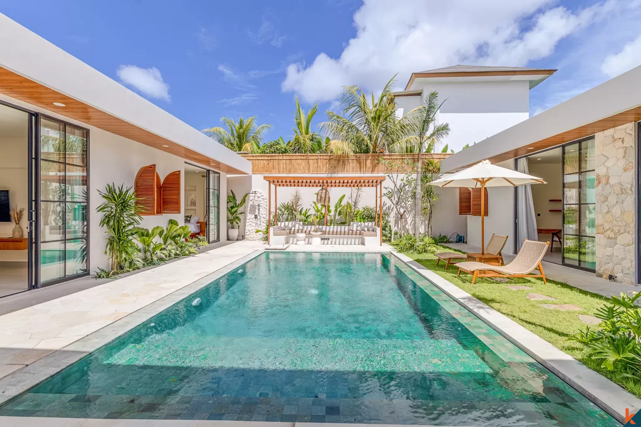 Brand New Four Bedroom Leasehold Tropical Style Villa in Tibubeneng