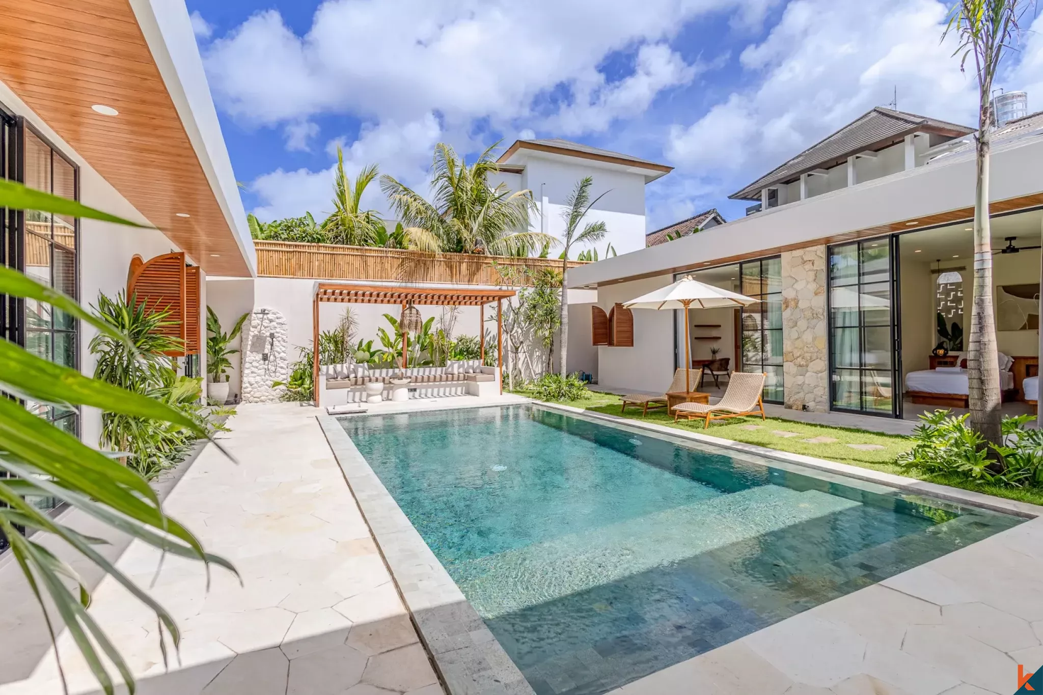 Brand New Four Bedroom Leasehold Tropical Style Villa in Tibubeneng