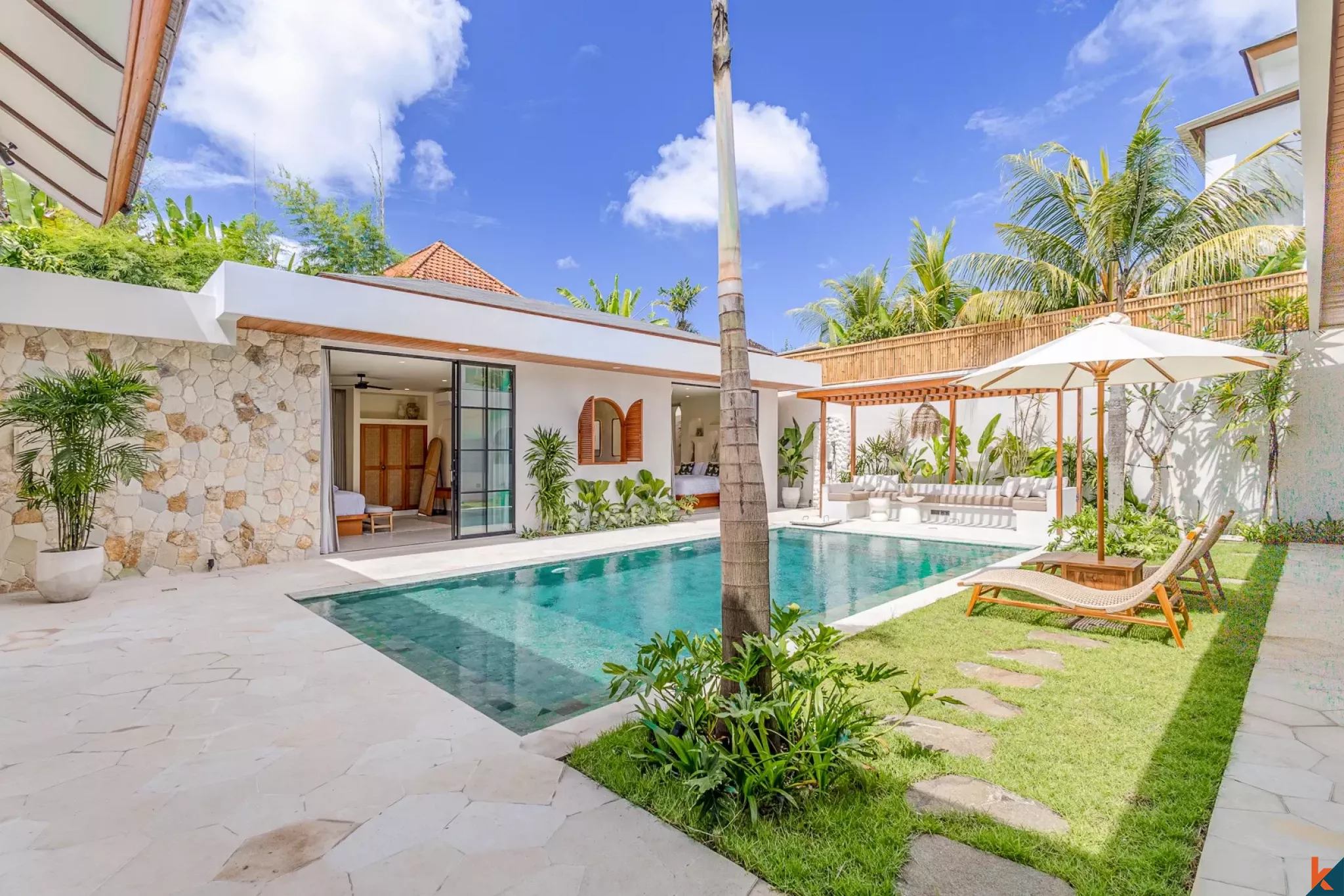 Brand New Four Bedroom Leasehold Tropical Style Villa in Tibubeneng