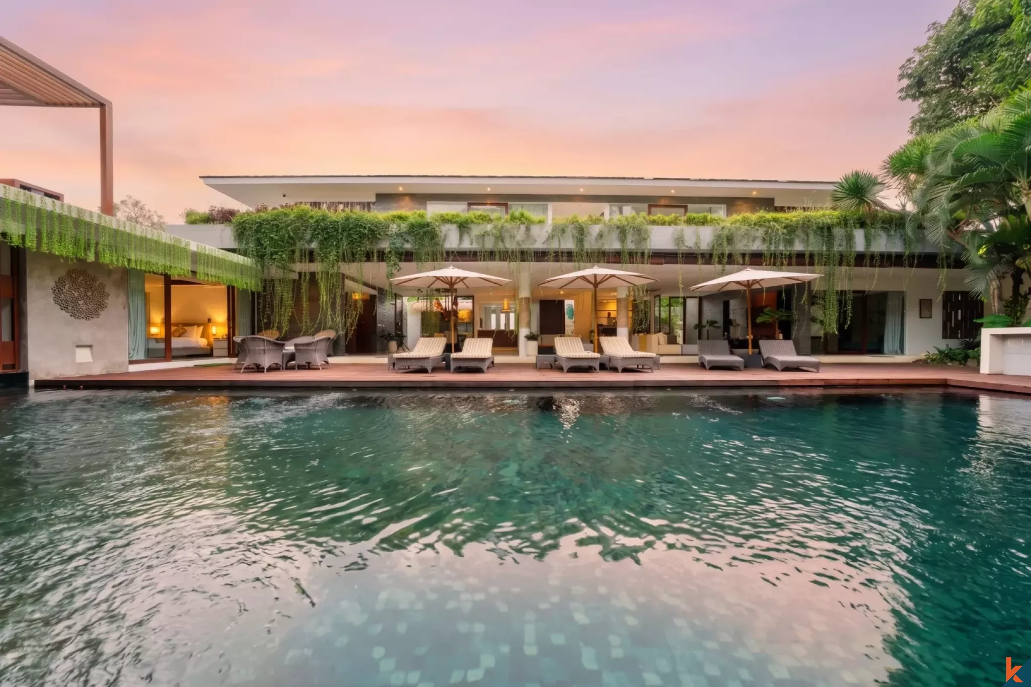 Rumah Mewah Lima Kamar Tidur Hak Milik di Tanah Lot yang Tenang - Nyanyi