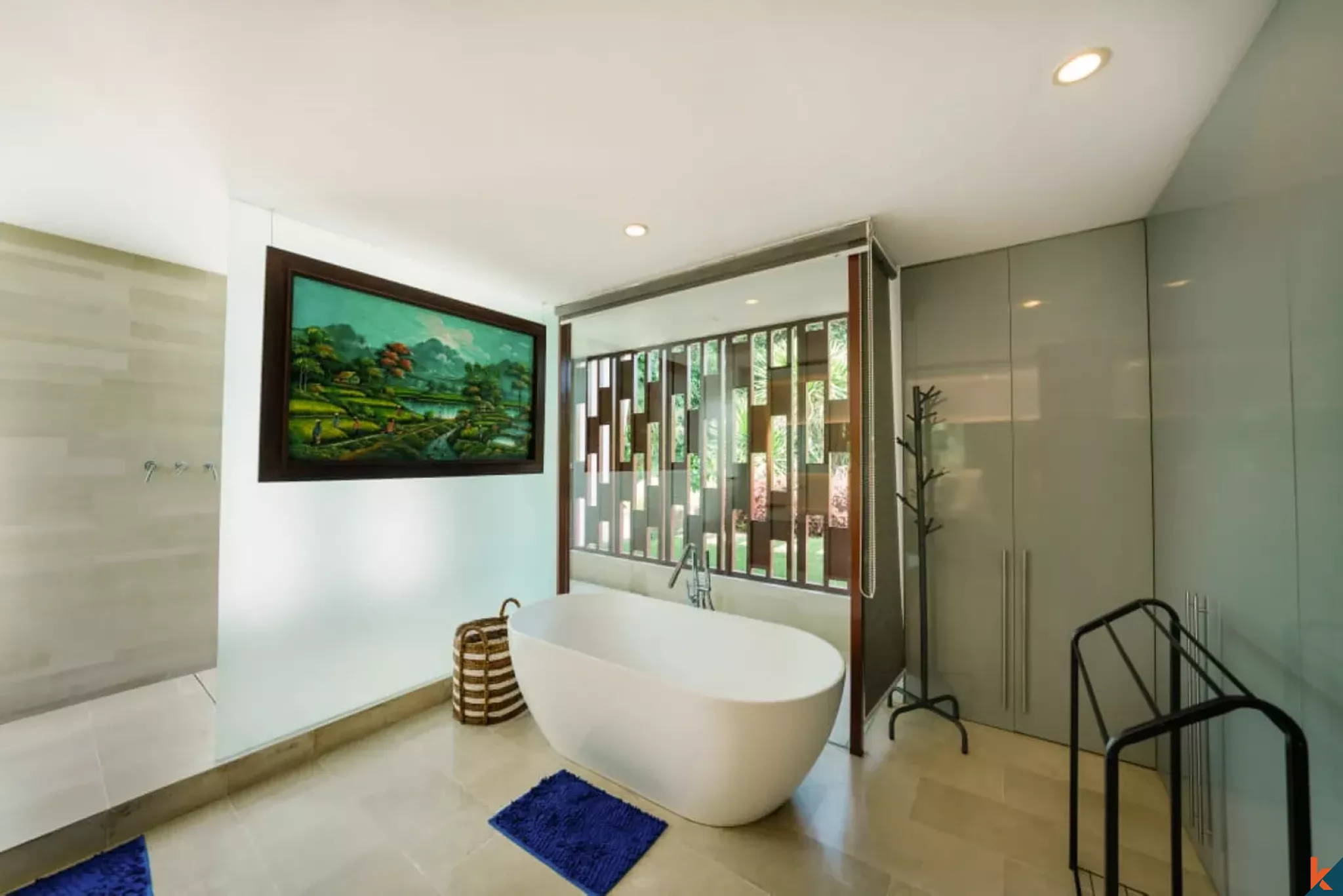 Rumah Mewah Lima Kamar Tidur Hak Milik di Tanah Lot yang Tenang - Nyanyi