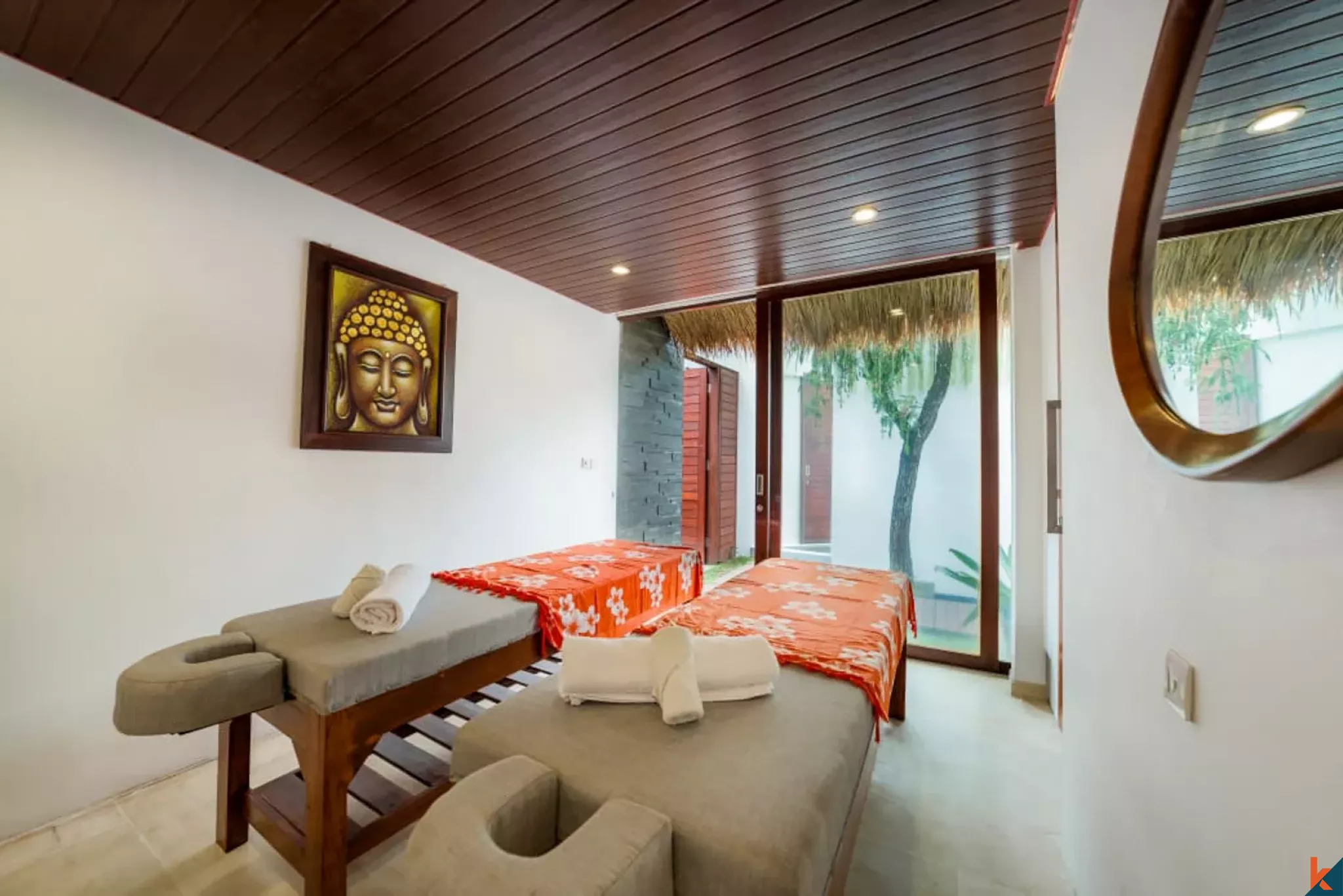 Rumah Mewah Lima Kamar Tidur Hak Milik di Tanah Lot yang Tenang - Nyanyi