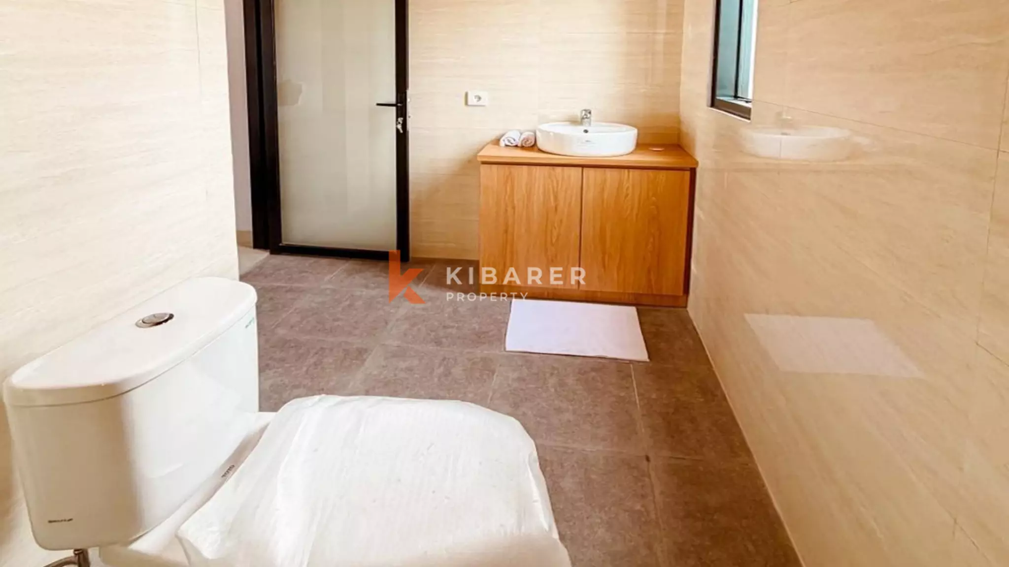 Inviting Two-Bedroom Semi Furnished Villa with Enclosed Living in Mengwi