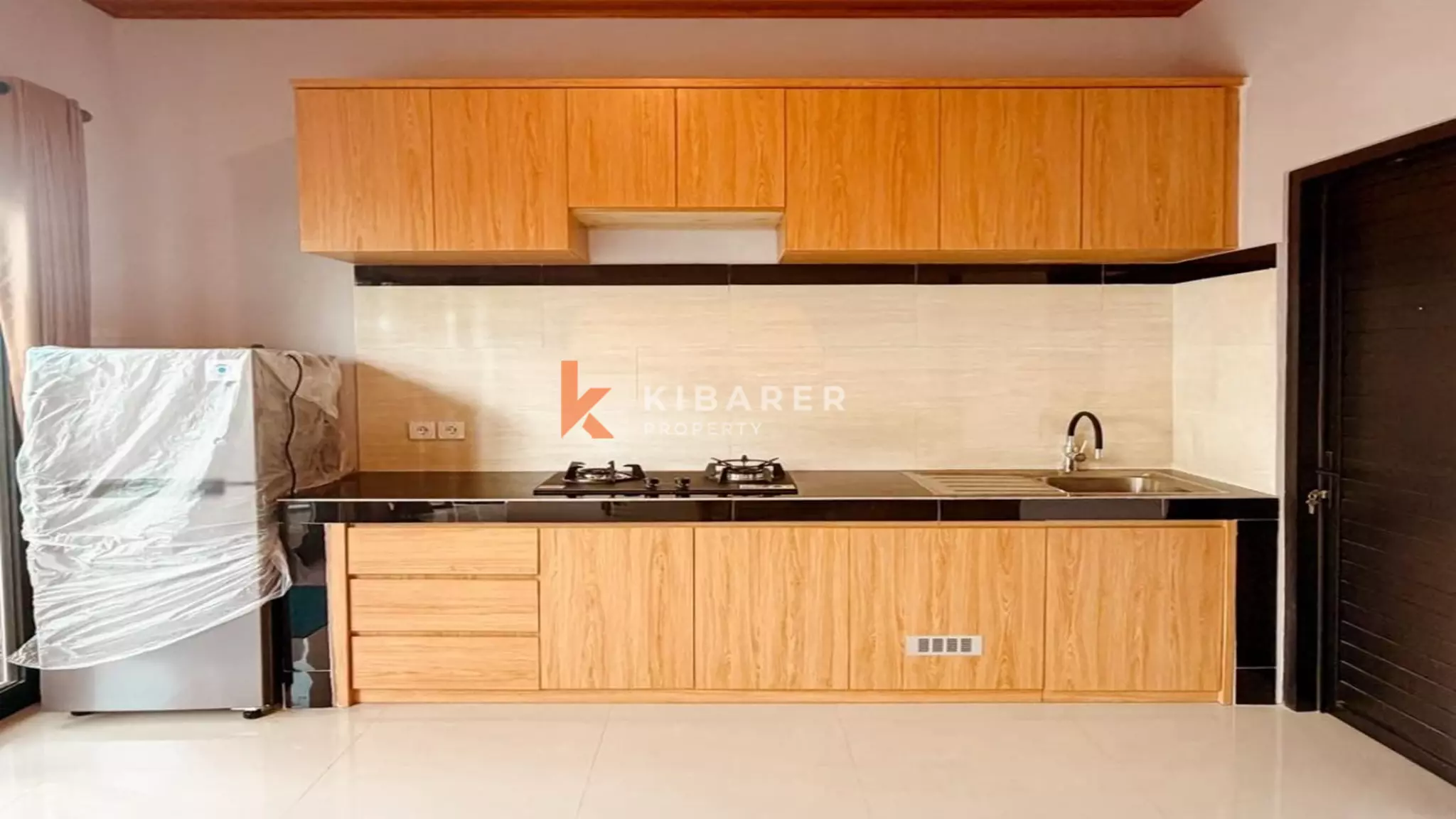 Inviting Two-Bedroom Semi Furnished Villa with Enclosed Living in Mengwi