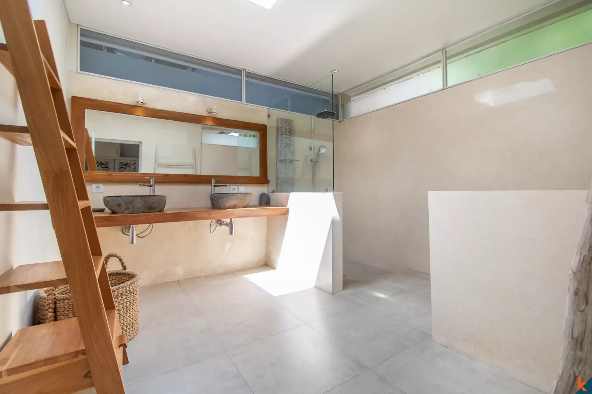 Long Lease and Great Investment Four Bedroom Villa Near Seminyak Beach