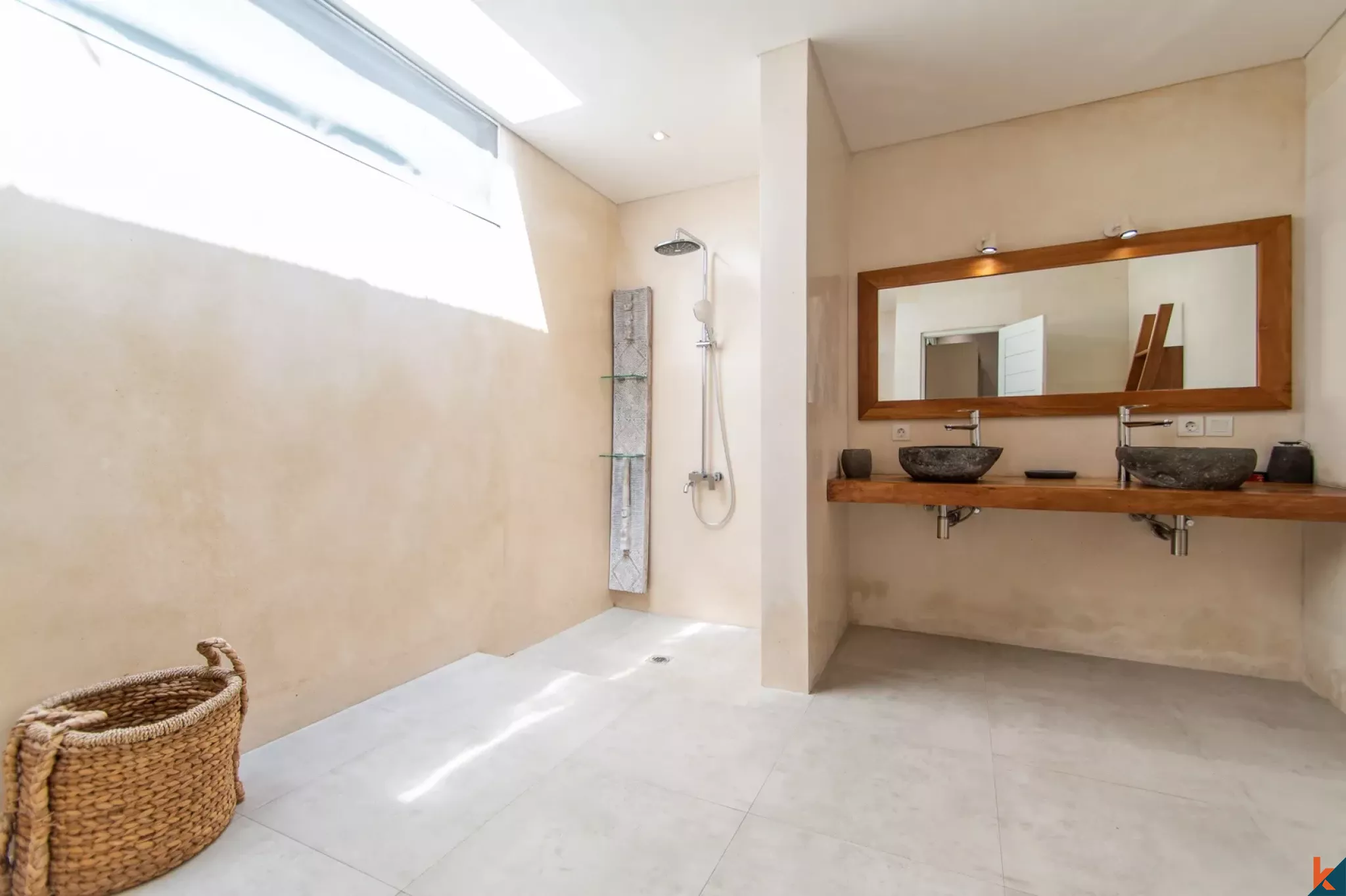 Long Lease and Great Investment Four Bedroom Villa Near Seminyak Beach