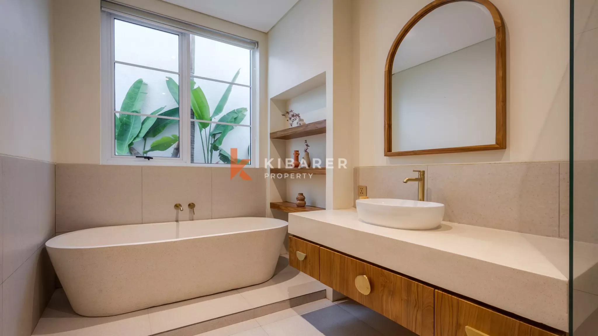 Elegant Three-Bedroom Tropical Villa with Private Pool in Ungasan