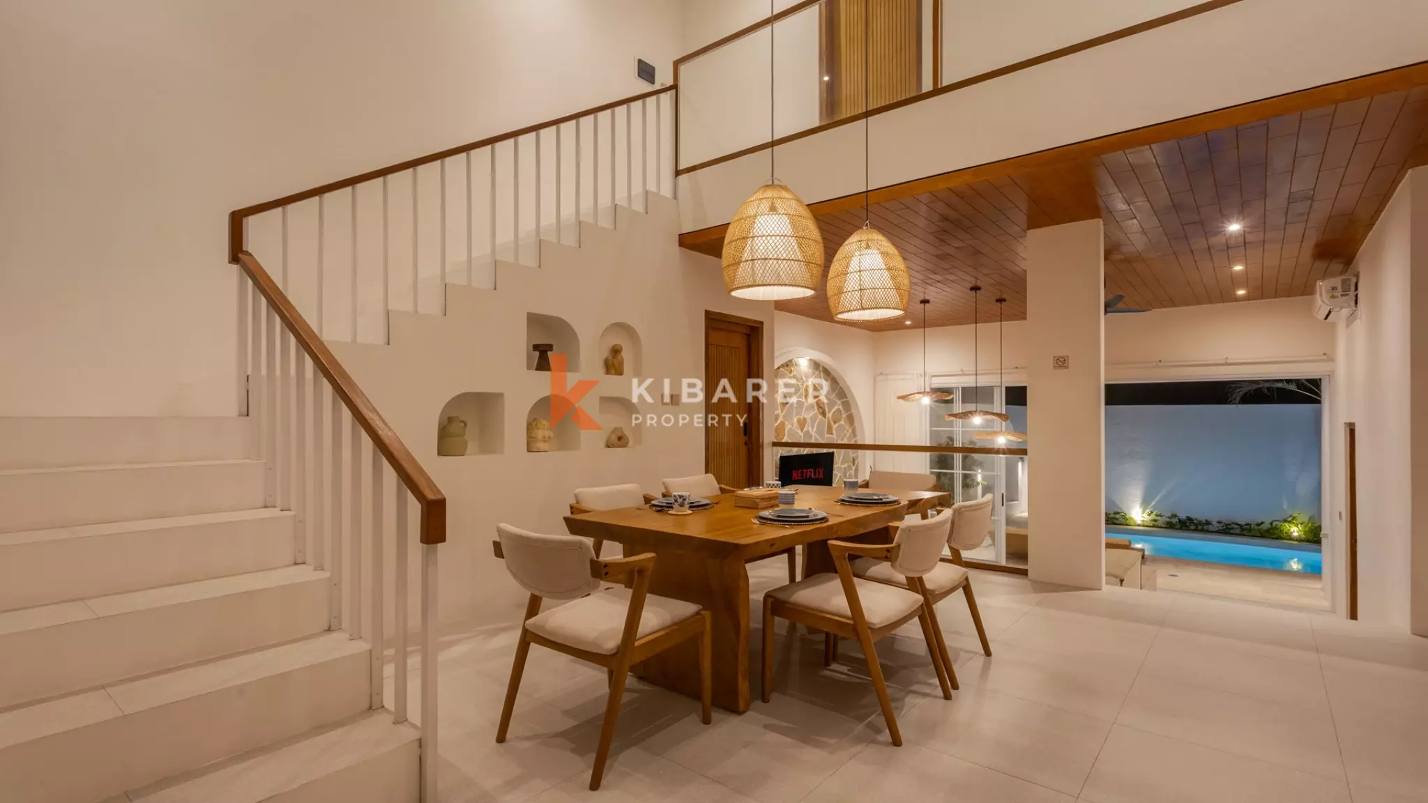 Elegant Three-Bedroom Tropical Villa with Private Pool in Ungasan