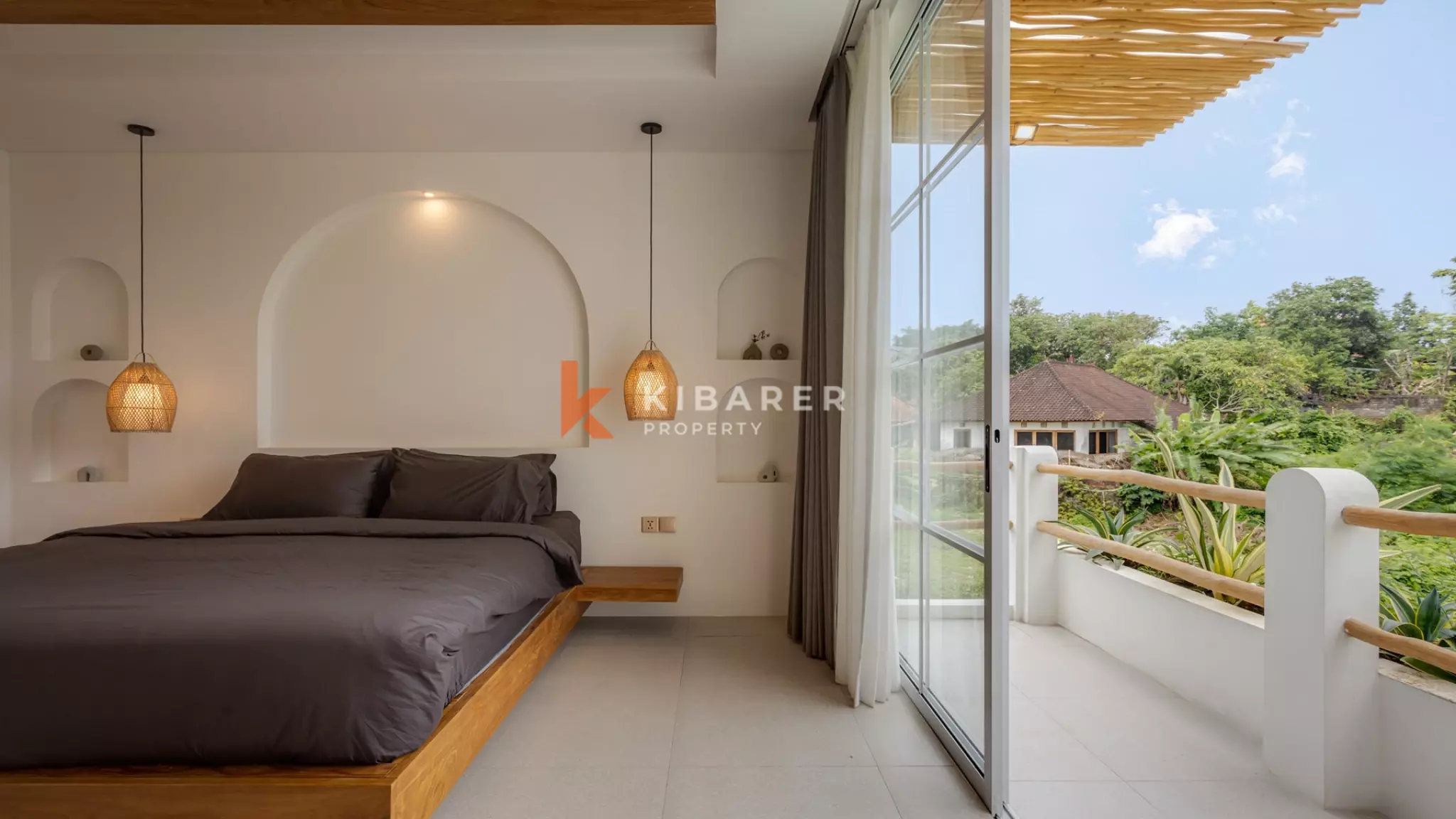 Elegant Three-Bedroom Tropical Villa with Private Pool in Ungasan