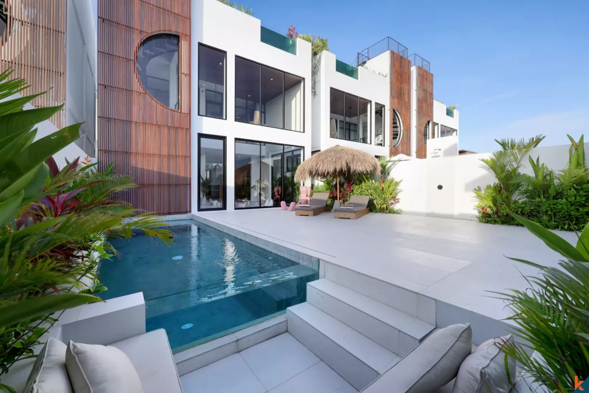 Modern villa with attractive ROI and ocean views