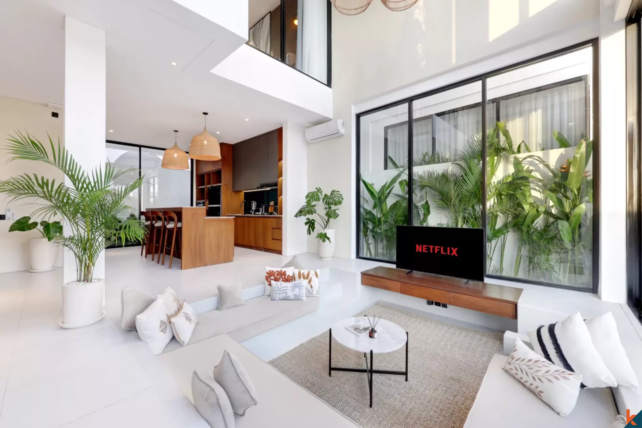 Modern villa with attractive ROI and ocean views