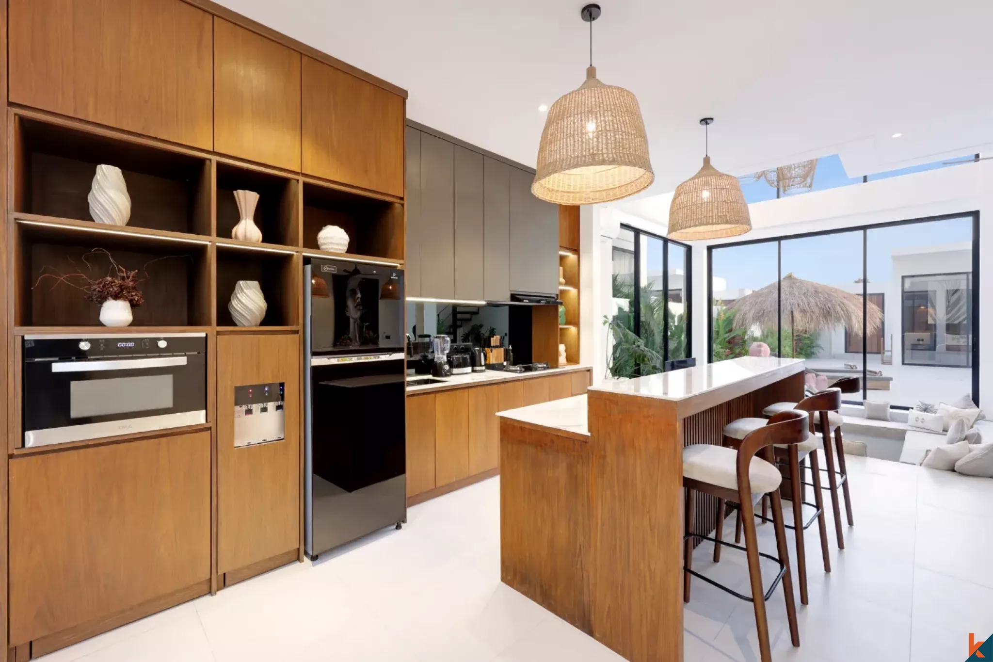 Modern villa with attractive ROI and ocean views