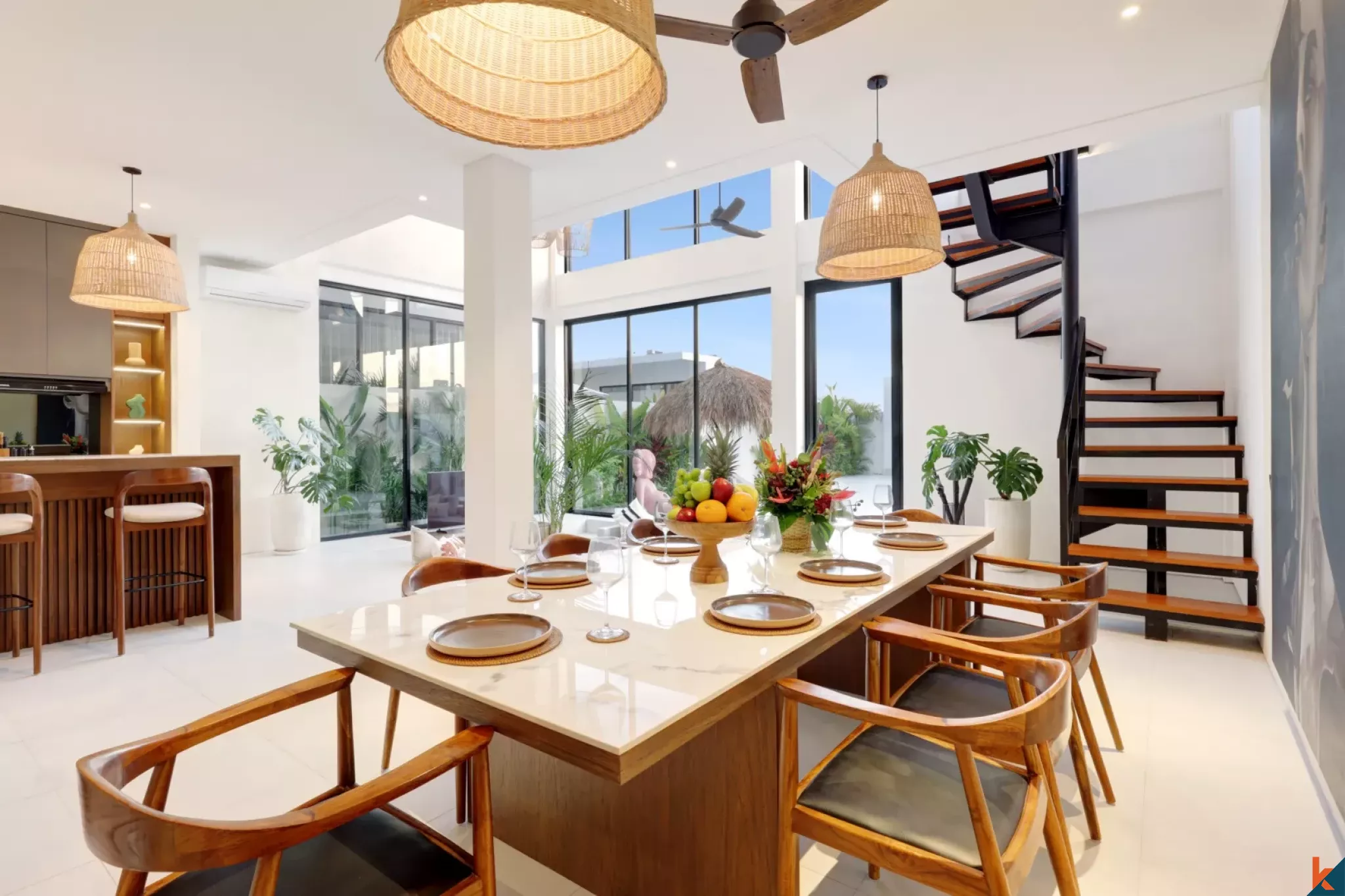 Modern villa with attractive ROI and ocean views