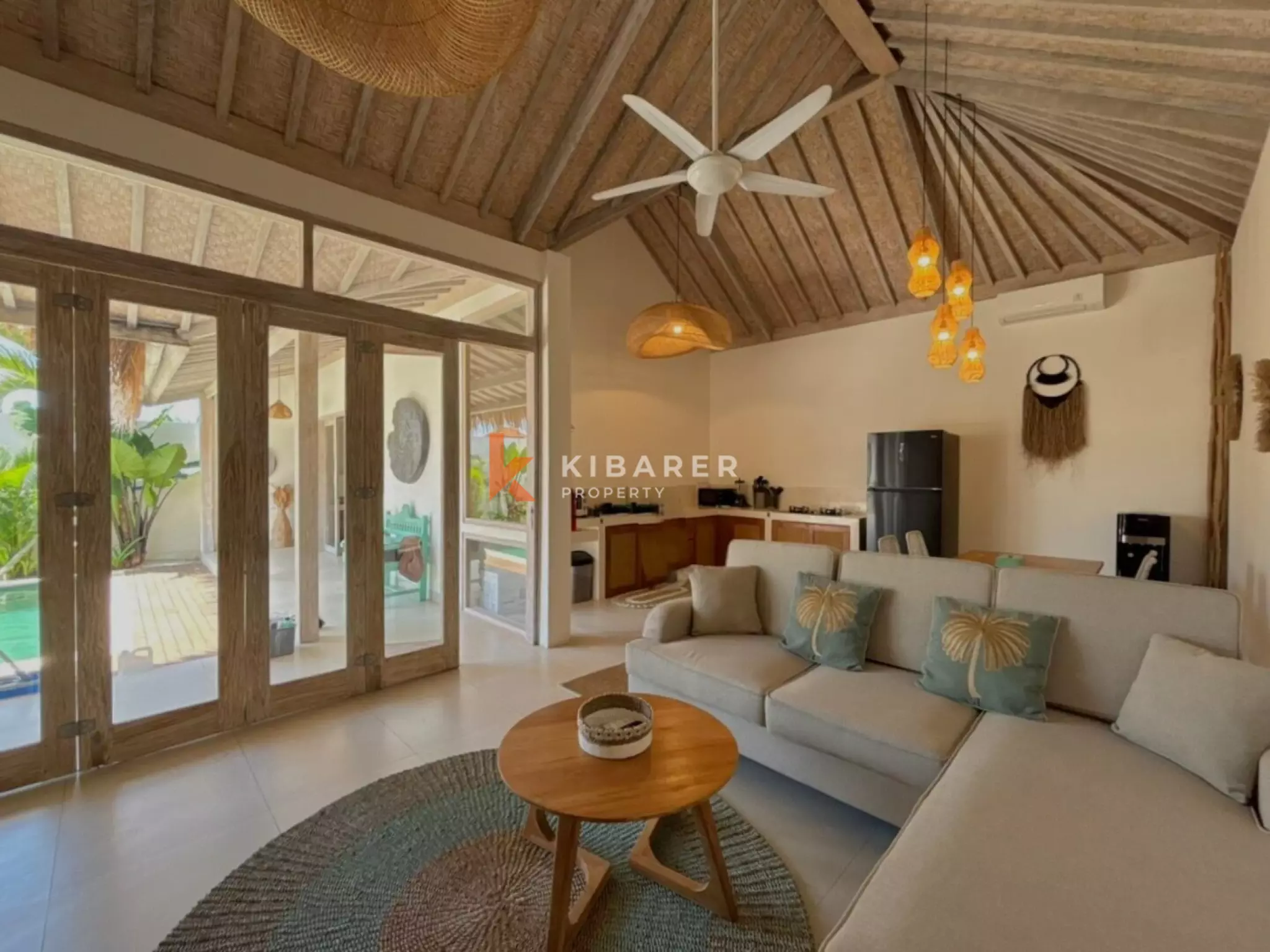 Vila Dua Kamar Tidur Chic Island Escape di Kerobokan