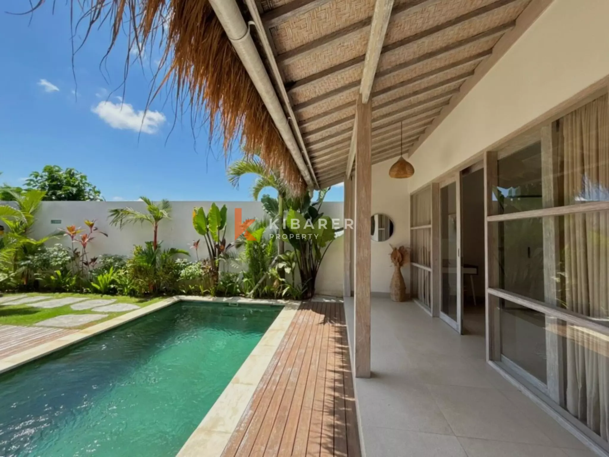 Vila Dua Kamar Tidur Chic Island Escape di Kerobokan