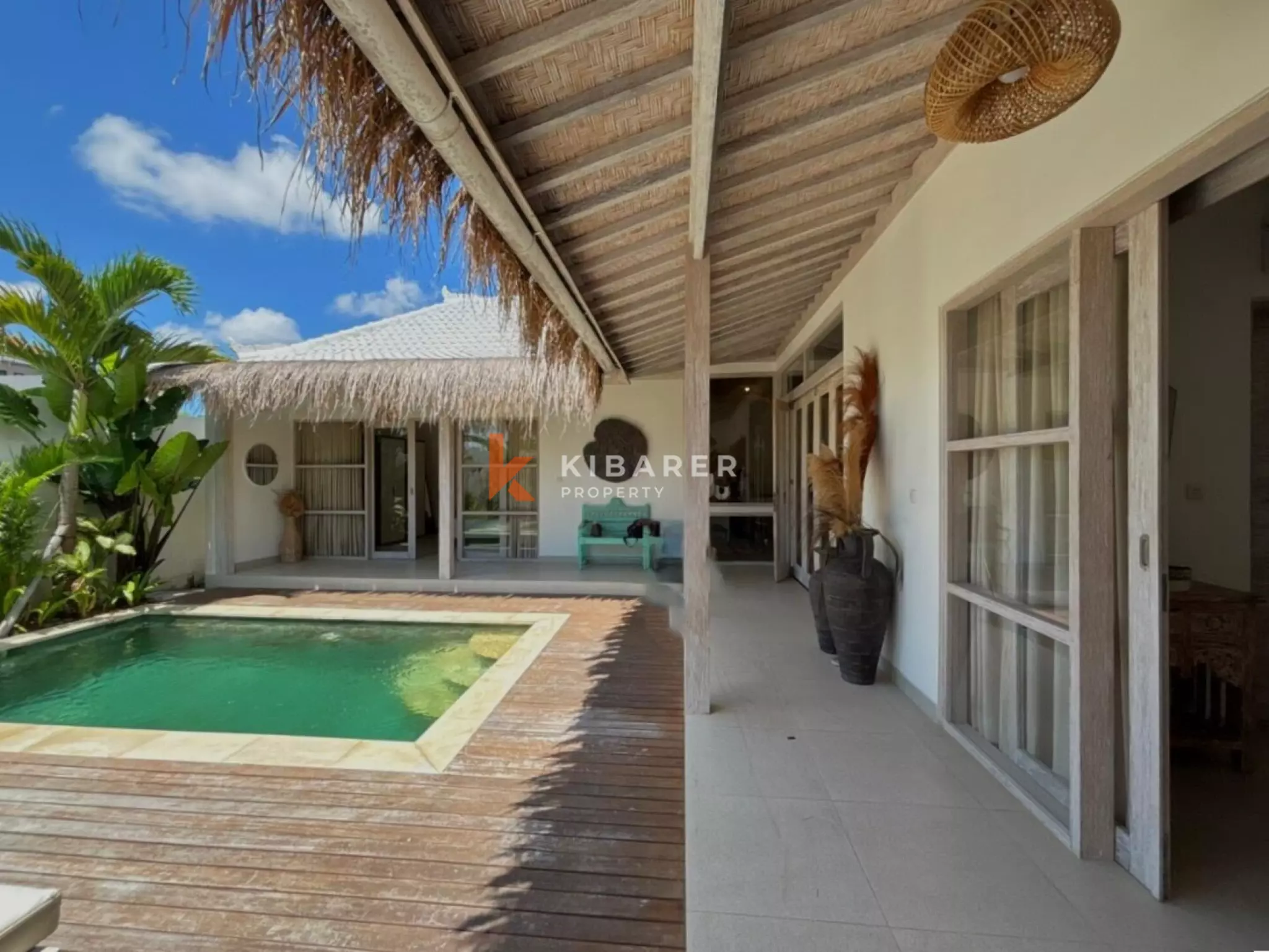 Vila Dua Kamar Tidur Chic Island Escape di Kerobokan