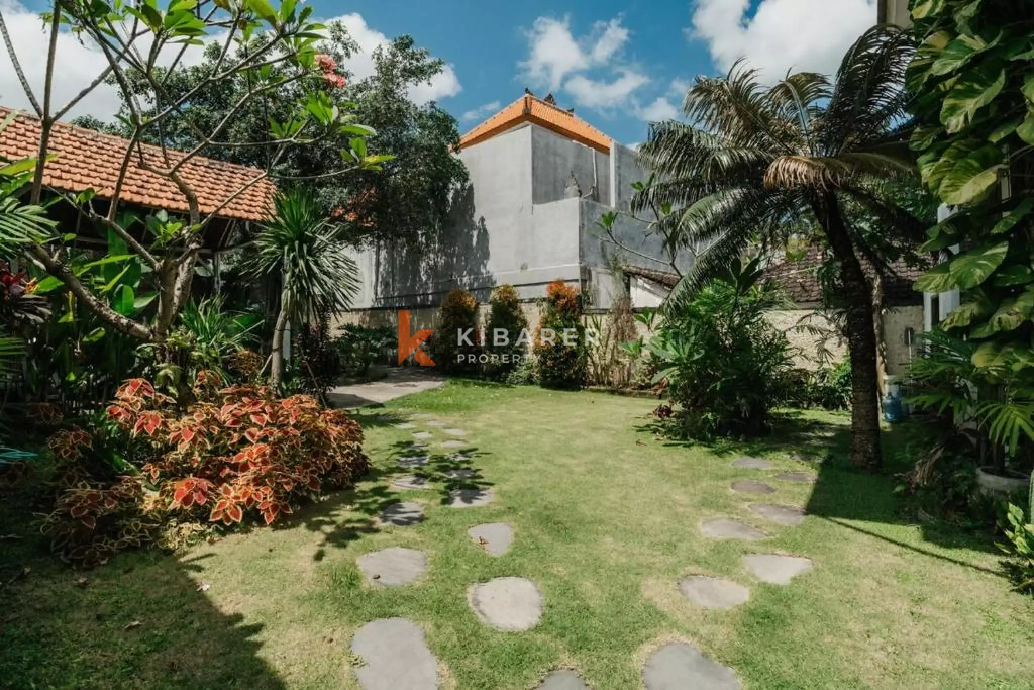 Spacious Four-Bedroom Villa with Large Pool in Tranquil Uma