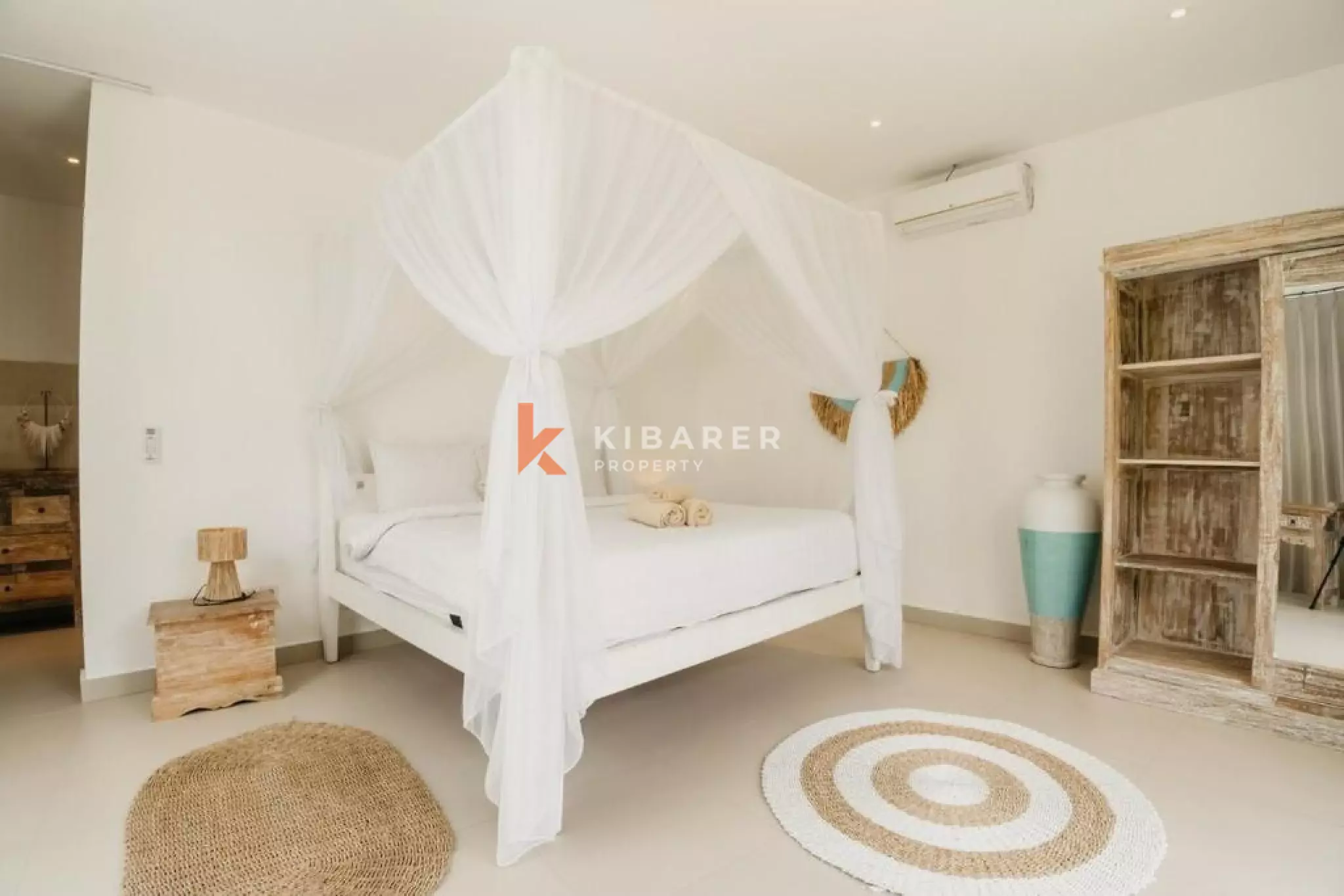 Spacious Four-Bedroom Villa with Large Pool in Tranquil Uma