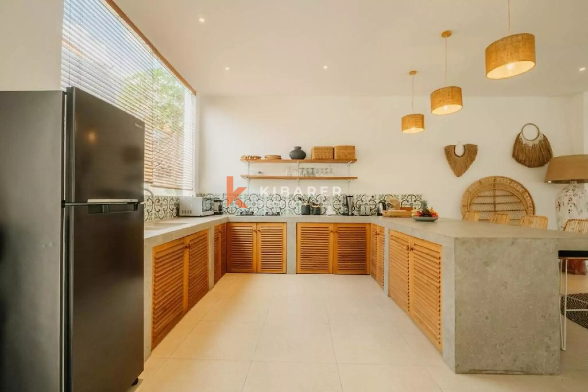 Spacious Four-Bedroom Villa with Large Pool in Tranquil Uma